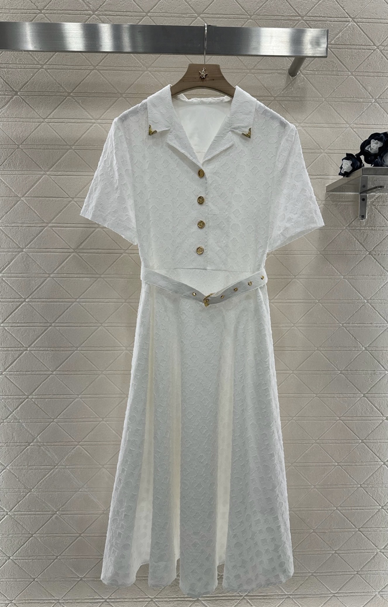 ♥Louis Vuitto*♥2025新品上架
      提花腰带连衣裙
定制YB进口提花全棉材质 质
