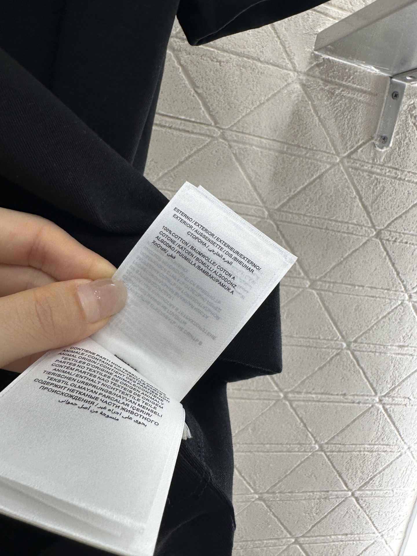 ♥Moncle*♥2025新品上架
     刺绣爱心字母𝑇𝑒𝑒
定制YB丝光全棉材质 透气舒适 质感十