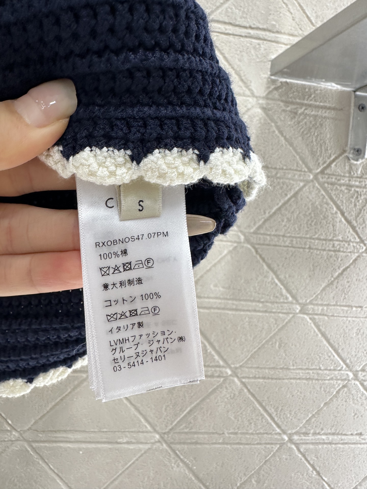♥Celin*♥2025新品上架
     撞色花边针织背心
定制YB全棉纱线织造 细腻柔软 弹力十足 
