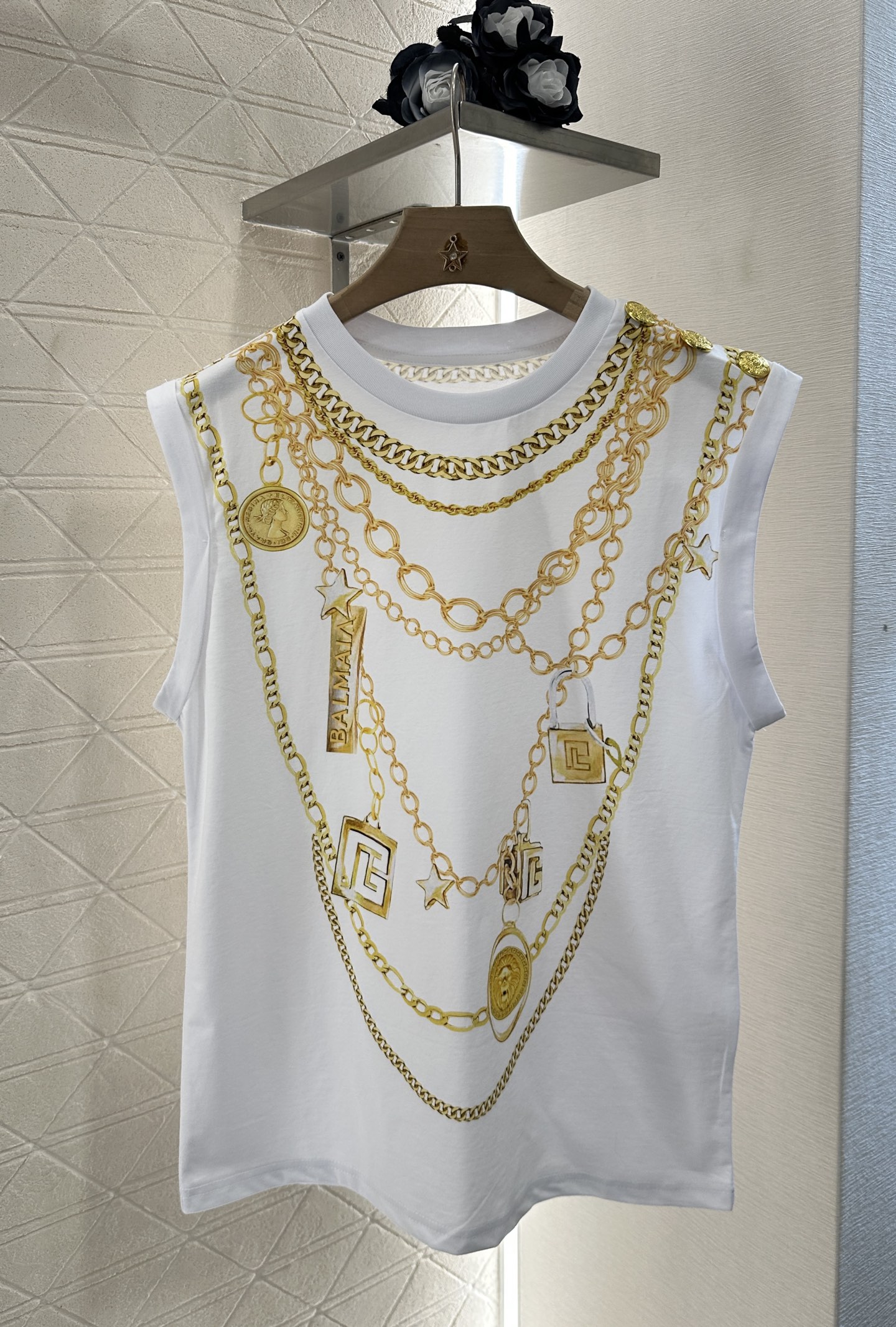 Hard-core Female Fashion: P368 Balmai* 2025 Chain Stamp Vest Highlights Brand Style - 图片 1