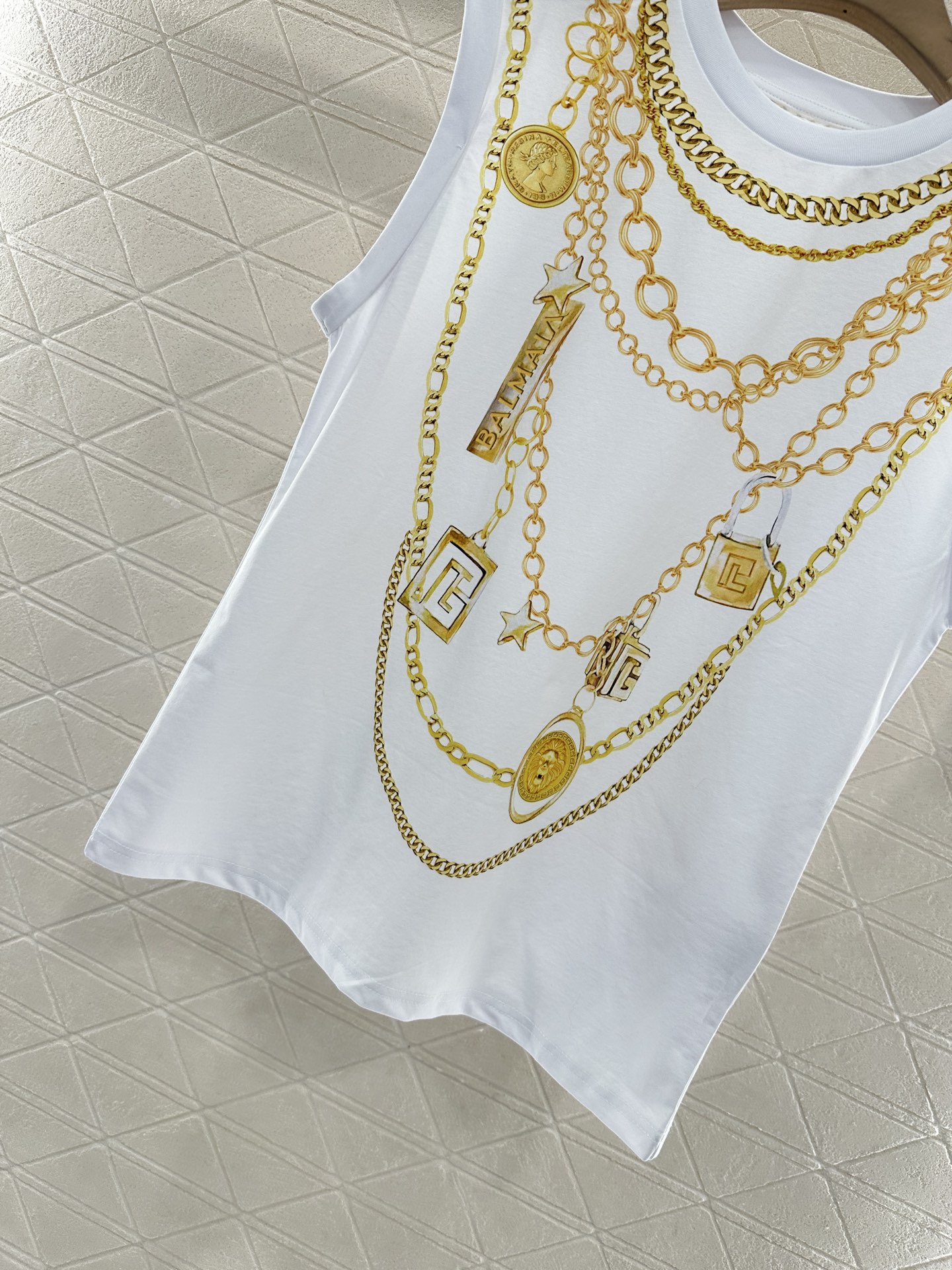 Hard-core Female Fashion: P368 Balmai* 2025 Chain Stamp Vest Highlights Brand Style - 图片 5
