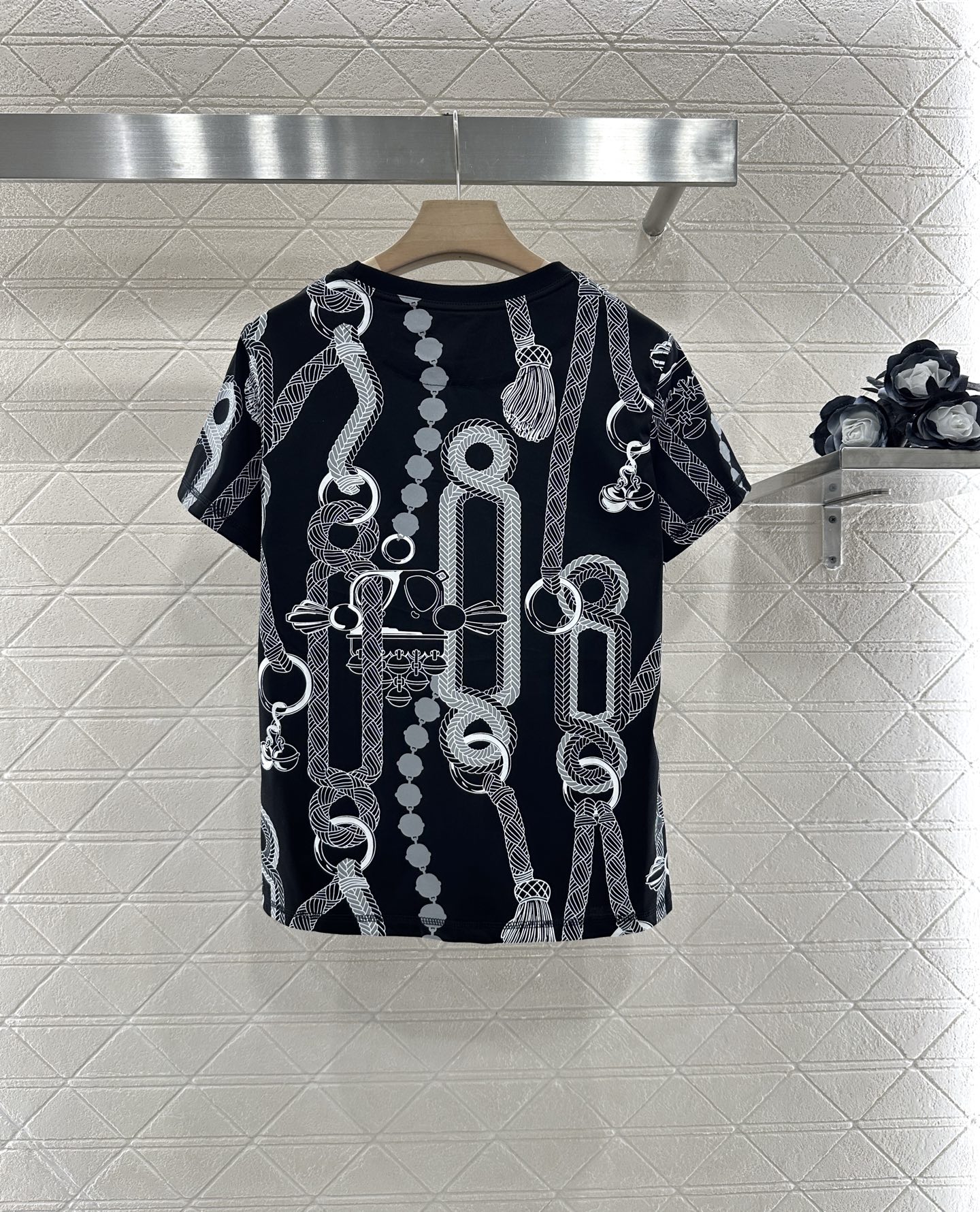 Herme* 2025 New Product: Stylish Customized Tee with Air-Comfort Material - 图片 2