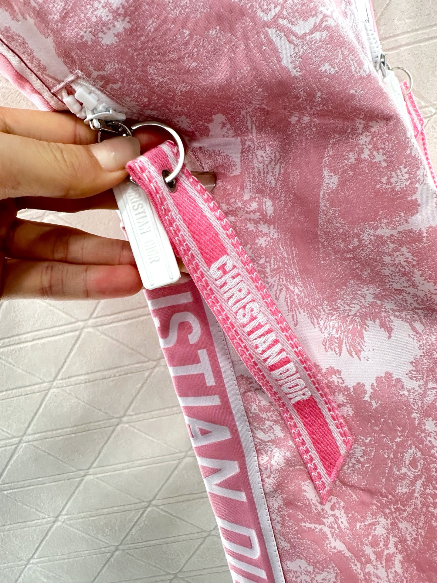 2025 Hard-Core Women’s Suit with Floral Hats & High-Quality Fragrance Materials - 图片 7