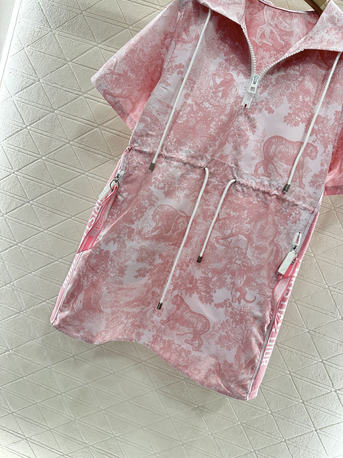 2025 Hard-Core Women’s Suit with Floral Hats & High-Quality Fragrance Materials - 图片 6