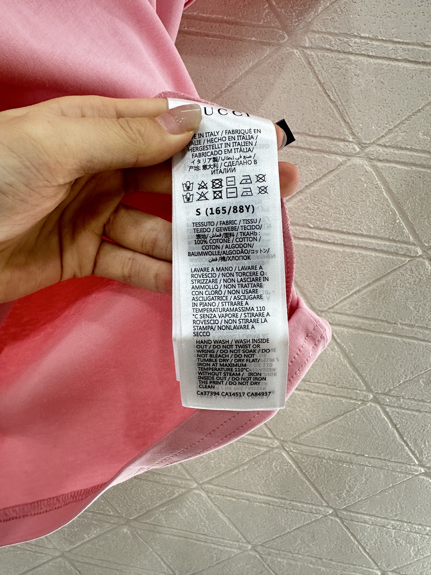 ♥Gucc*♥2025新品上架
      印花圆领𝑇𝑒𝑒
定制YB原生全棉材质 透气舒适 质感十足 宽