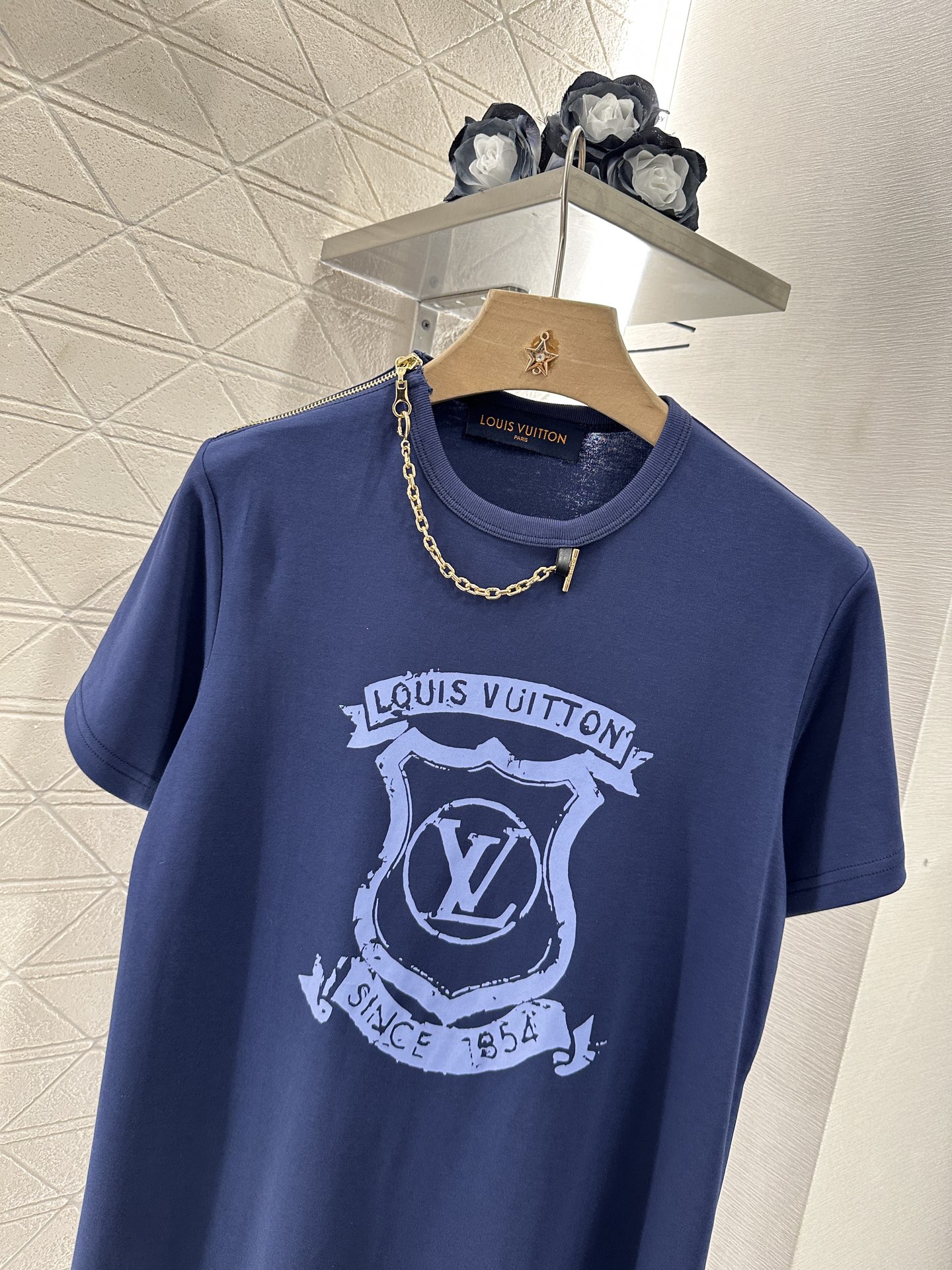 ♥Louis Vuitto*♥2025新品上架
       印花链条连衣裙
定制YB丝光全棉材质 透气