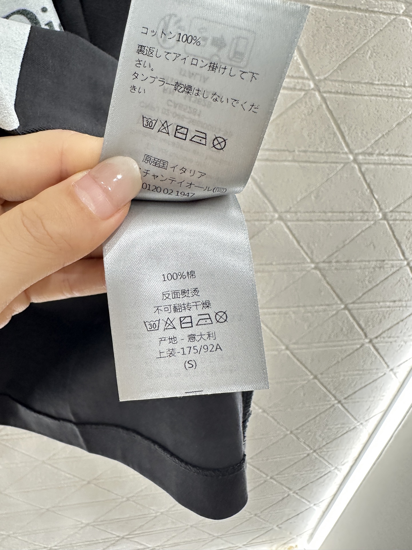 ♥Dio*♥2025新品上架
      印花圆领𝑇𝑒𝑒
定制YB原生全棉材质 透气舒适 质感十足 宽松