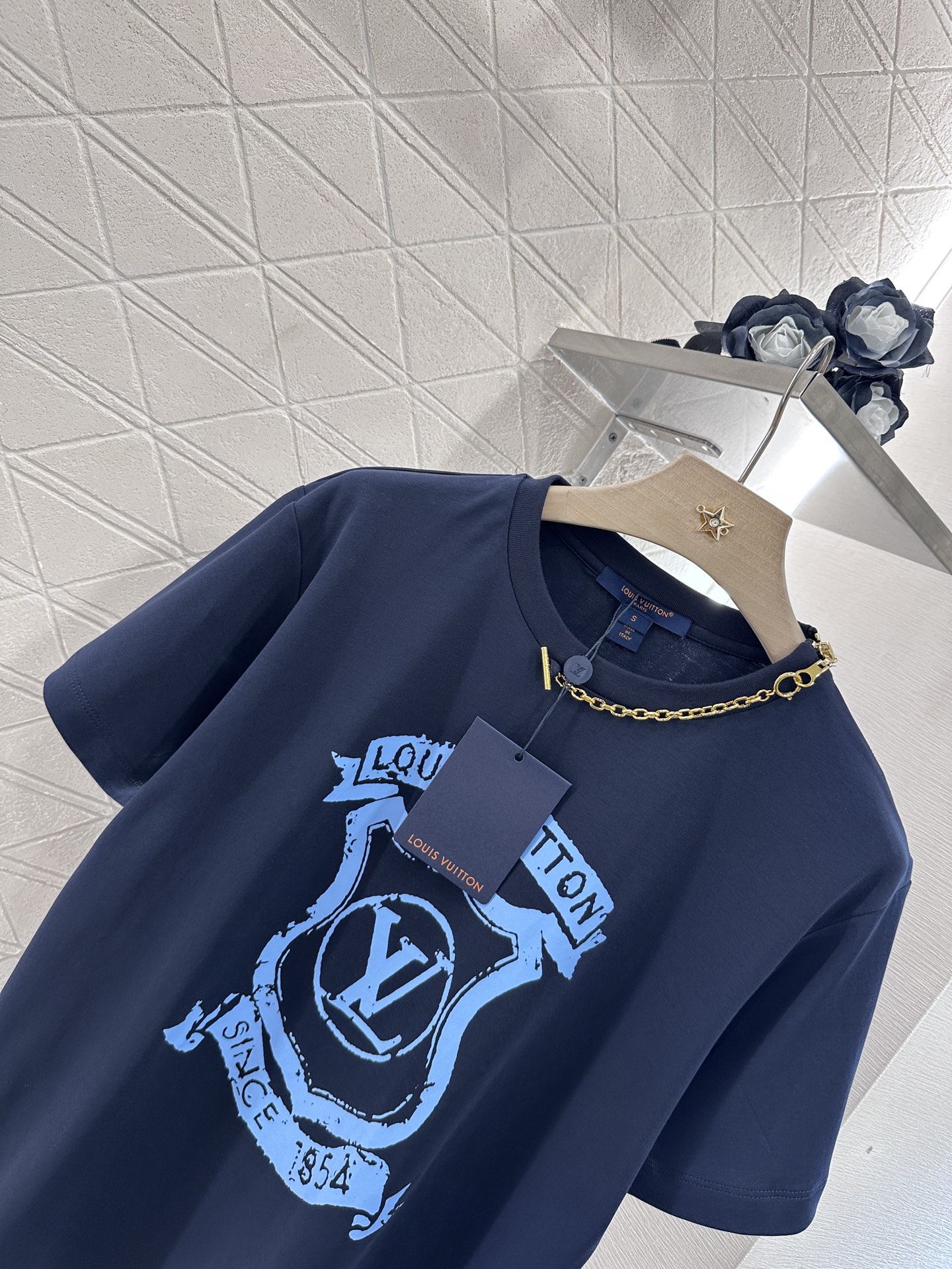 ♥Louis Vuitto*♥2025新品上架
       印花链条𝑇𝑒𝑒
定制YB进口棉府绸材质 透