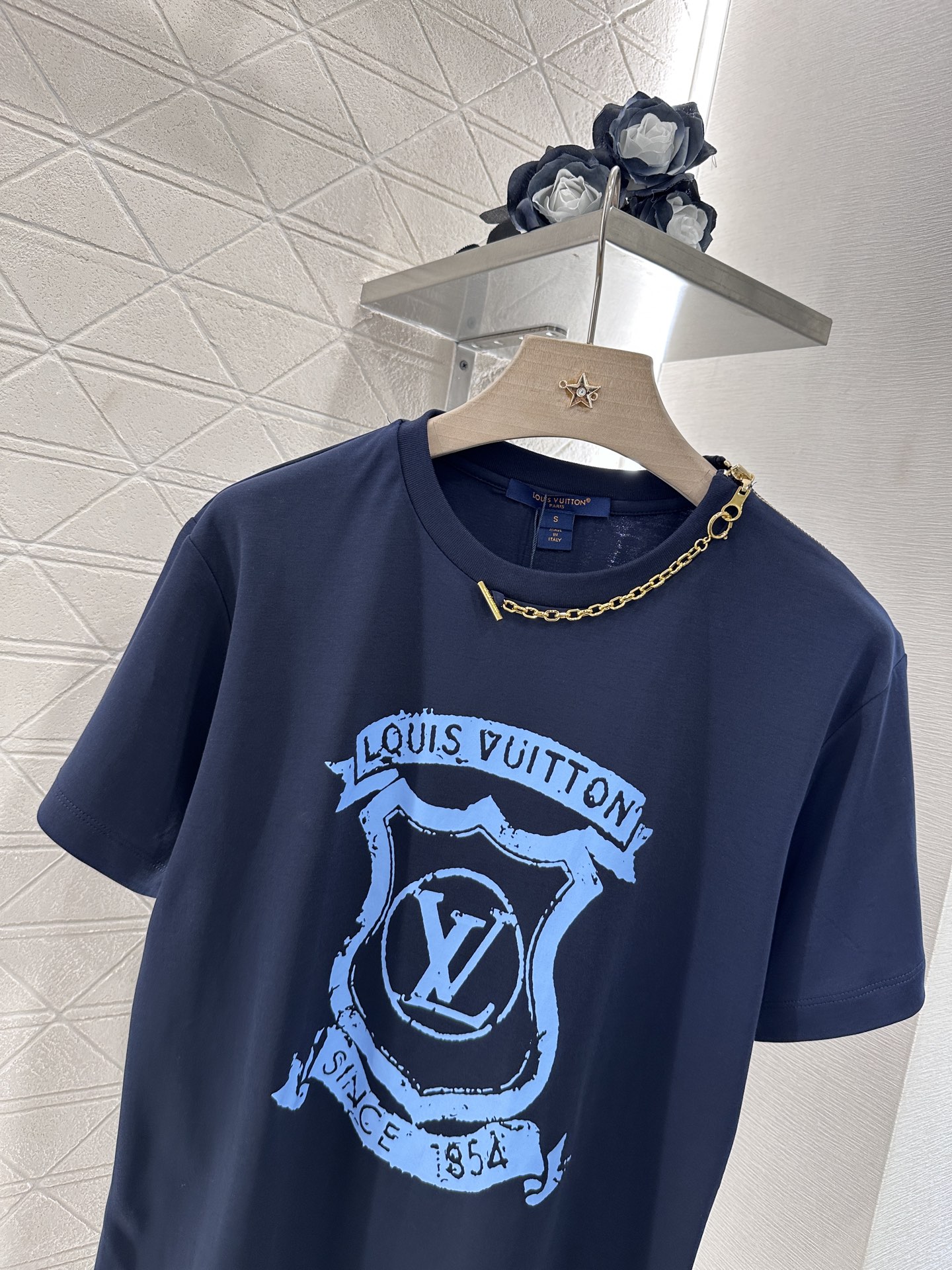 ♥Louis Vuitto*♥2025新品上架
       印花链条𝑇𝑒𝑒
定制YB进口棉府绸材质 透