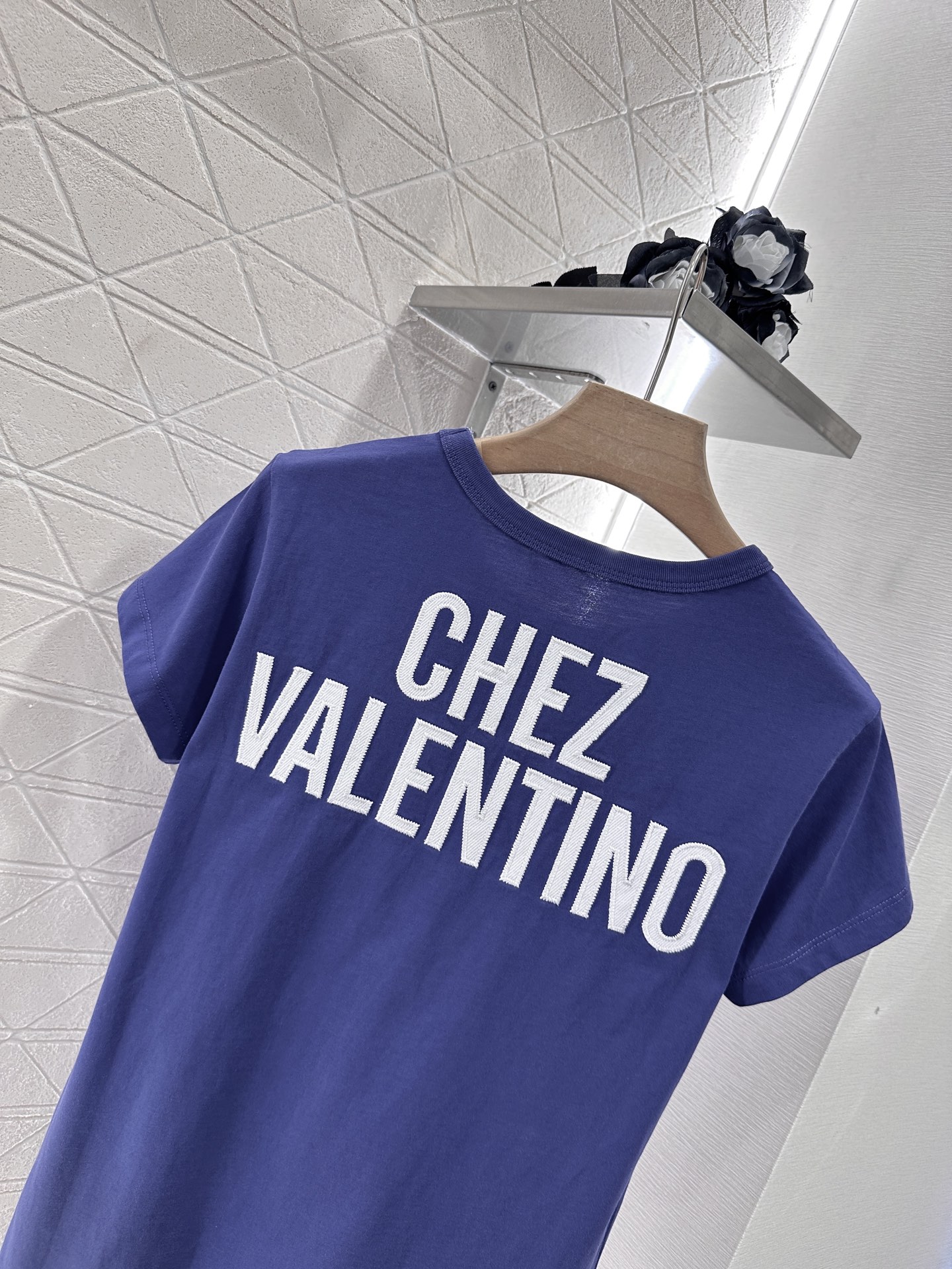 ♥Valentin*♥2025新品上架
     做旧水洗刺绣𝑇𝑒𝑒
定制YB斜纹全棉材质 透气舒适 质