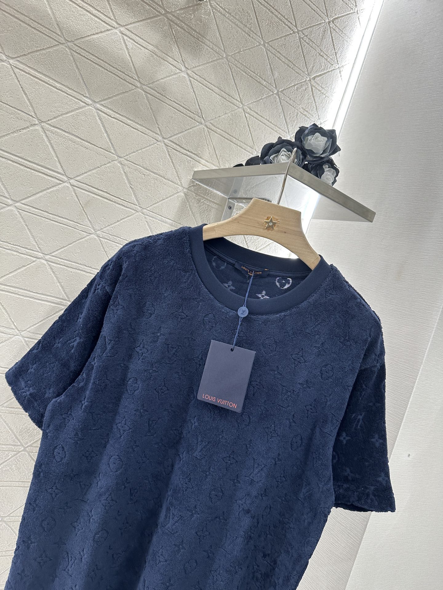 ♥Louis Vuutto*♥2025新品上架
     圆领提花廓形𝑇𝑒𝑒
定制YB毛巾全棉材质 透气