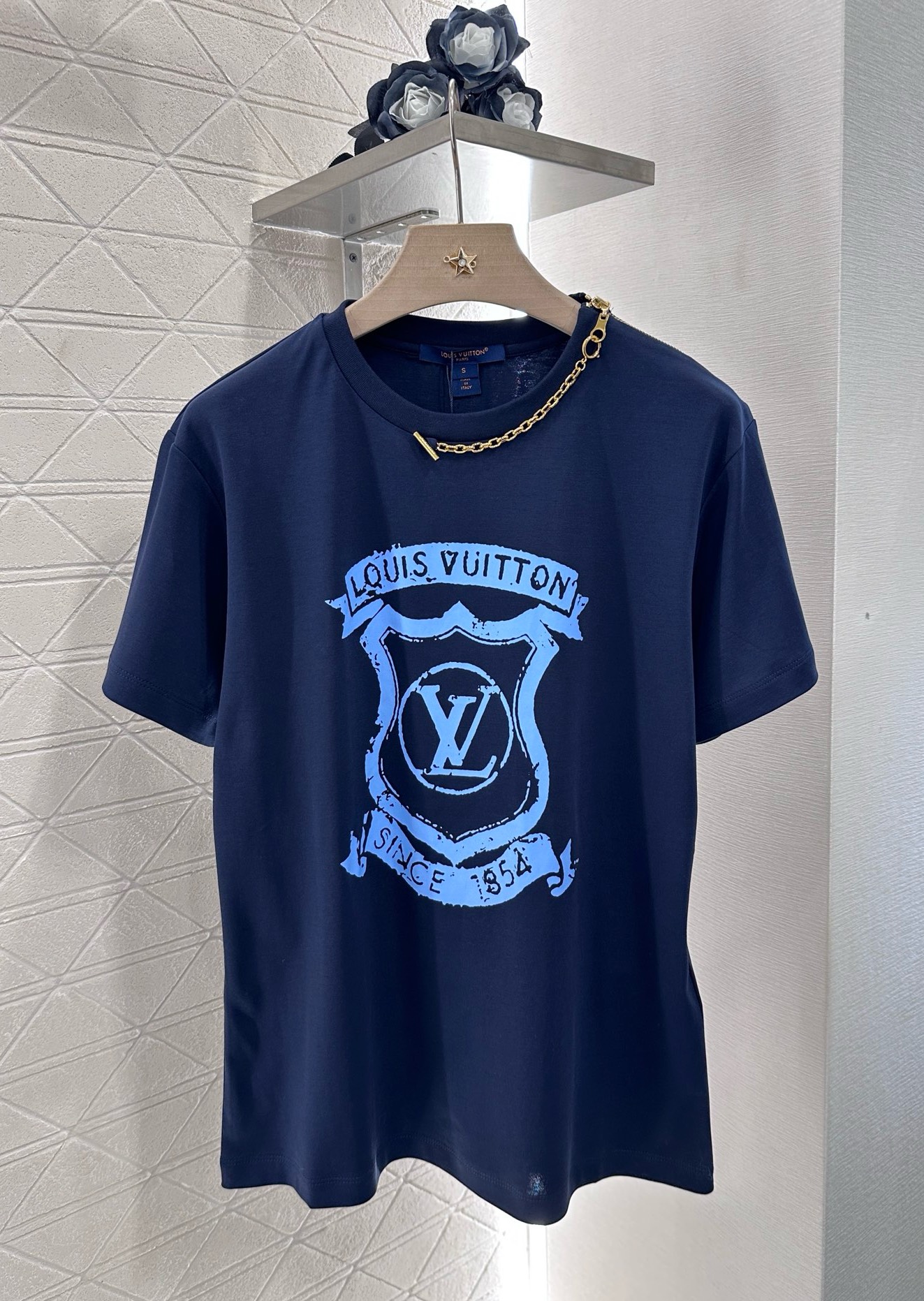 ♥Louis Vuitto*♥2025新品上架
       印花链条𝑇𝑒𝑒
定制YB进口棉府绸材质 透