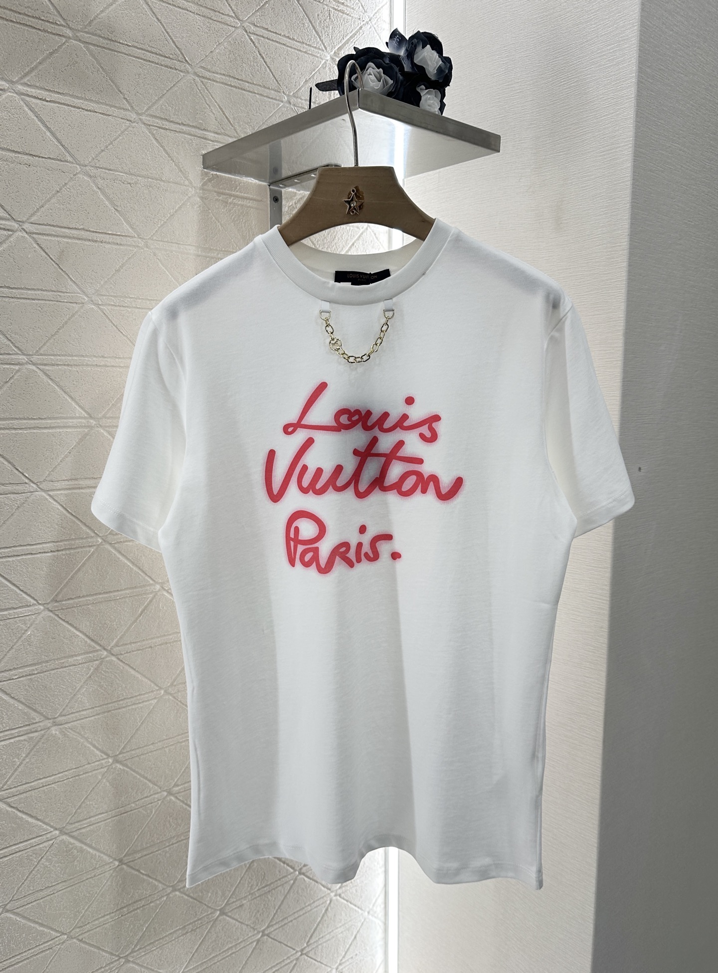 ♥Louis Vuitto*♥2025新品上架
      链条圆领印花𝑇𝑒𝑒
定制YB丝光全棉材质 透