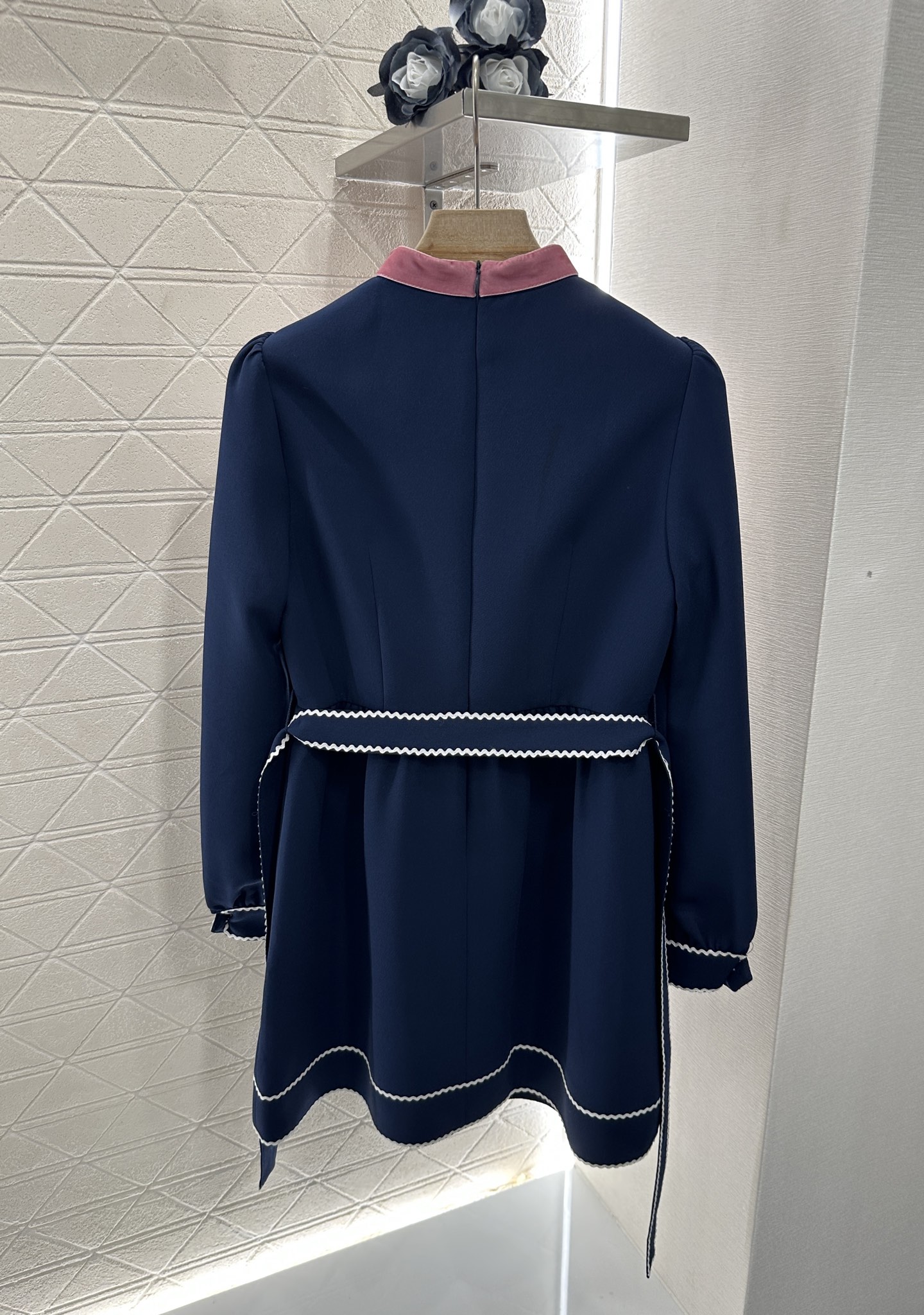 ♥Valentin*♥2025新品上架
     蝴蝶结腰带连衣裙
定制YB进口醋酸材质 质感舒适 垂感