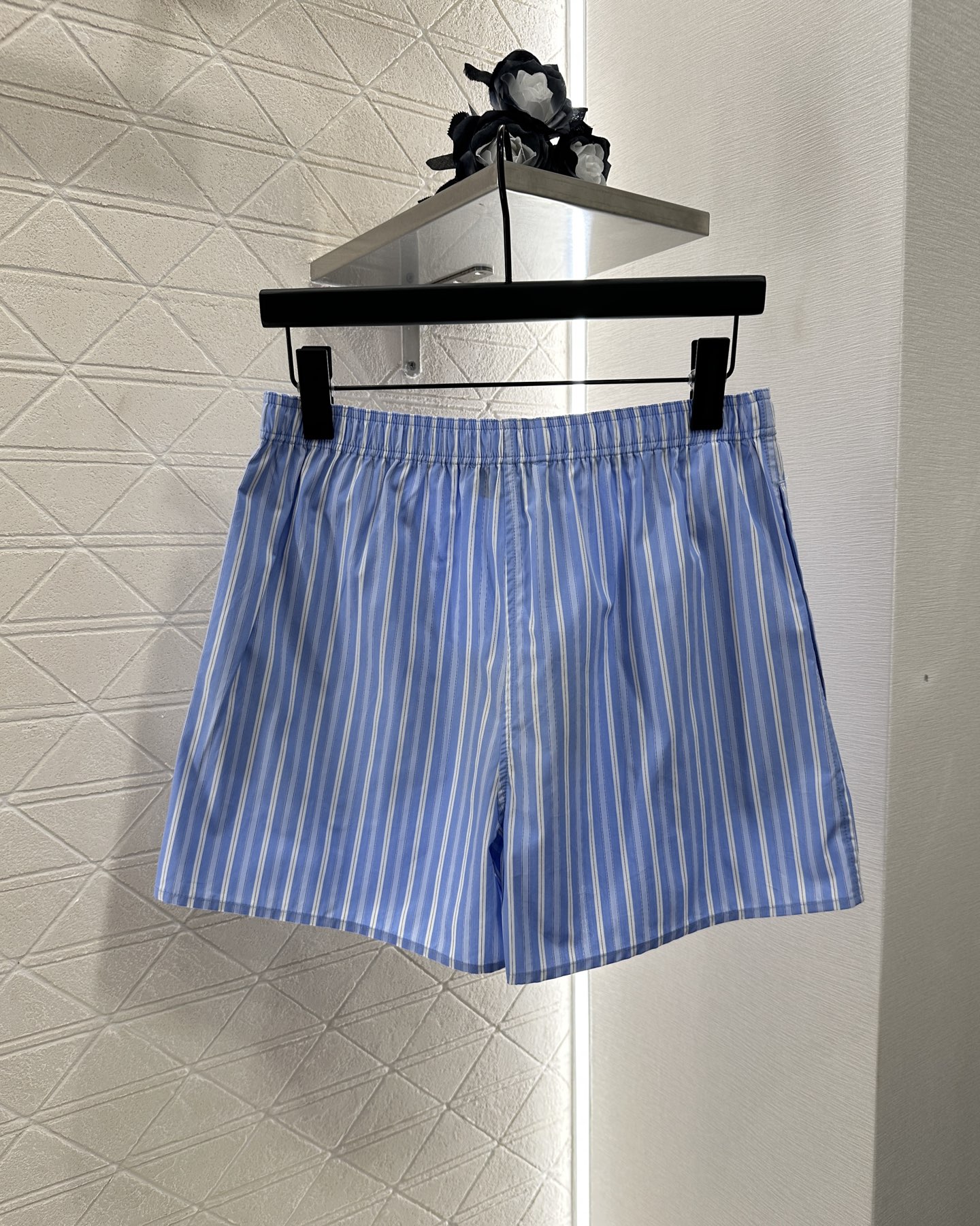 ♥Miumi*♥2025新品上架
    蕾丝吊带短裤套装
定制YB斜纹全棉材质 亲肤舒适 吸湿透气 通