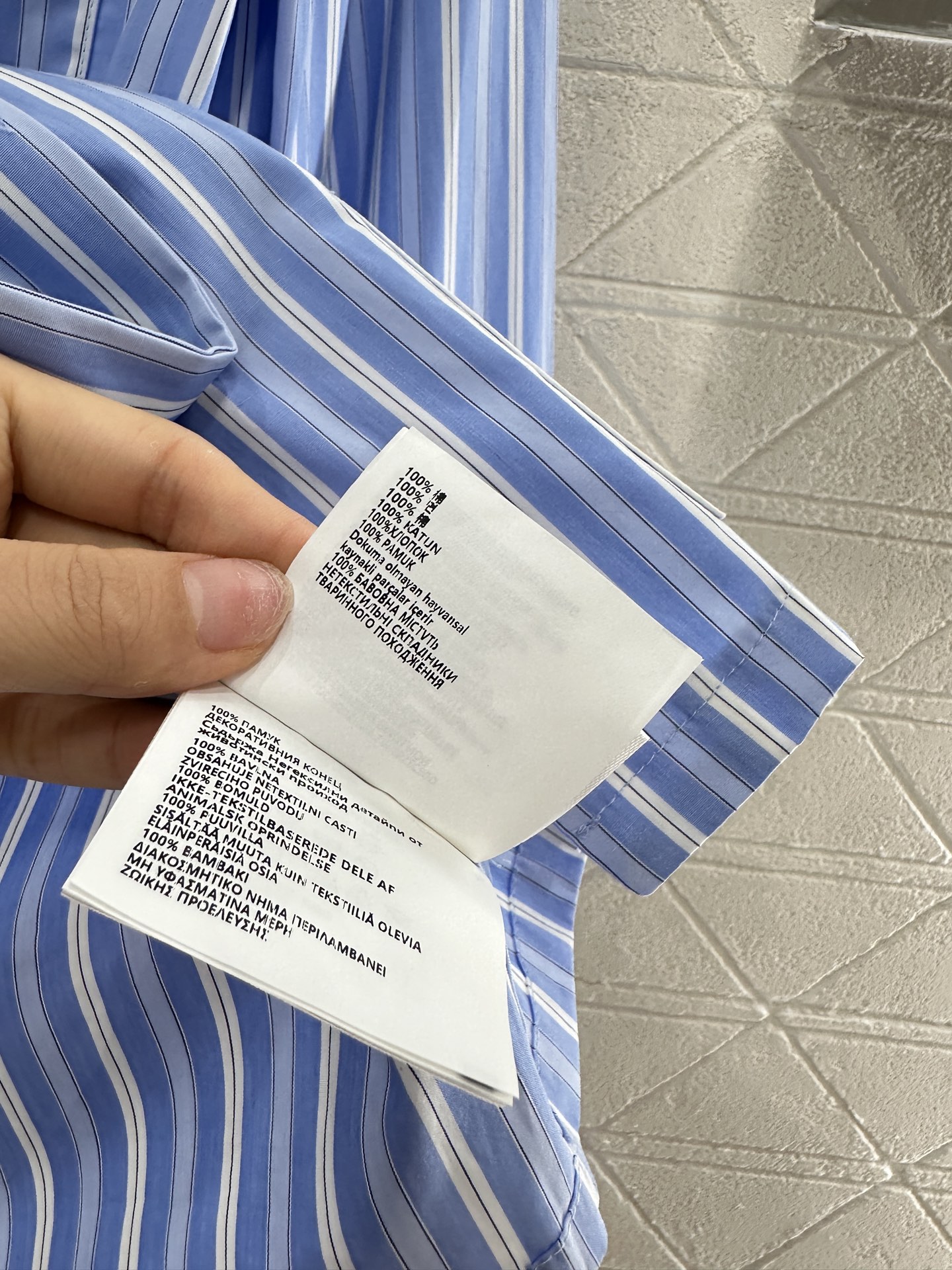 ♥Miumi*♥2025新品上架
    条纹衬衫长裤睡衣套装
定制YB斜纹全棉材质 亲肤舒适 吸湿透气