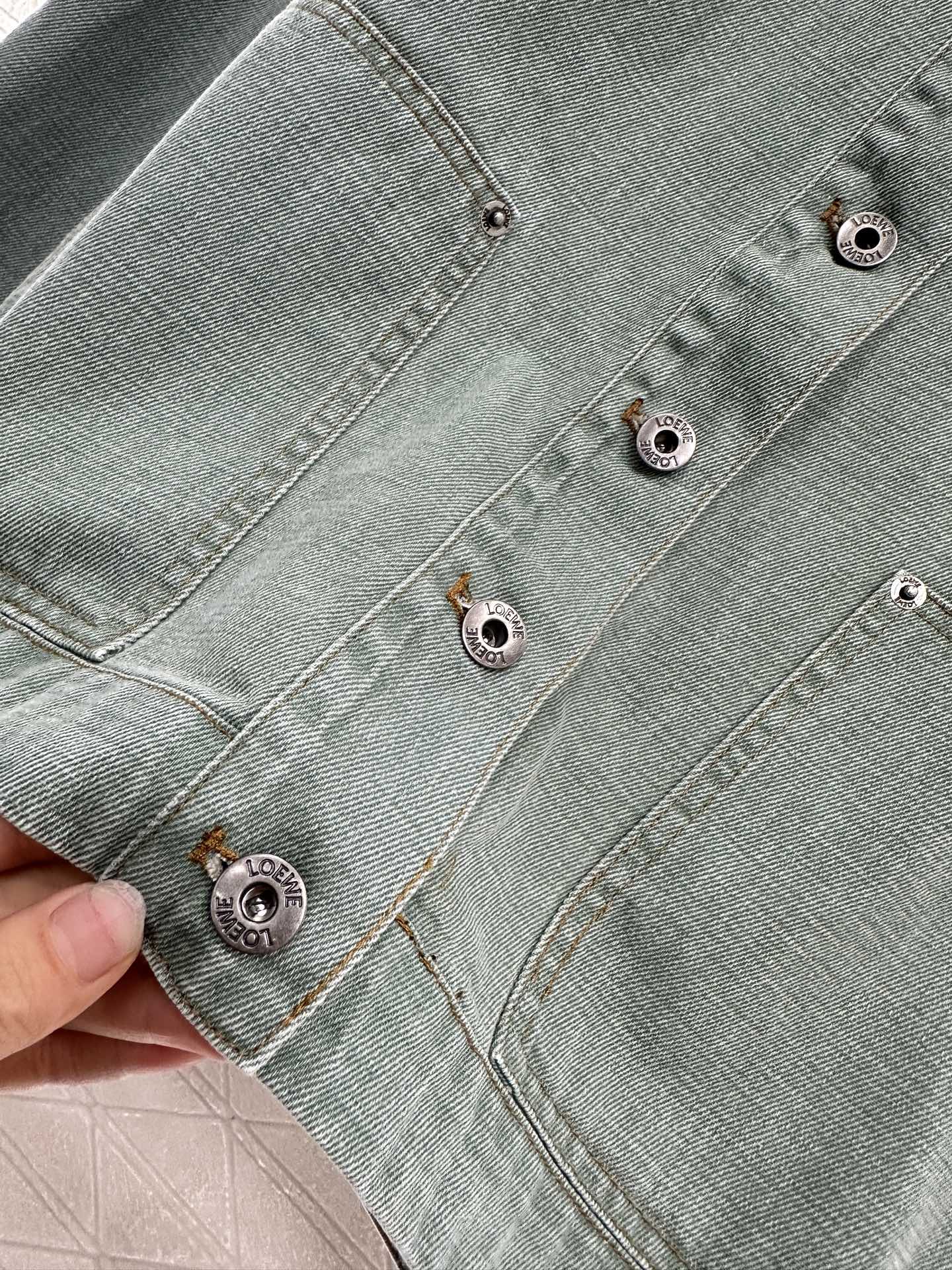 ♥Loew*♥2025新品上架
 复古水洗牛仔外套短裤套装
定制YB斜纹全棉牛仔材质 舒适柔软 透气好穿