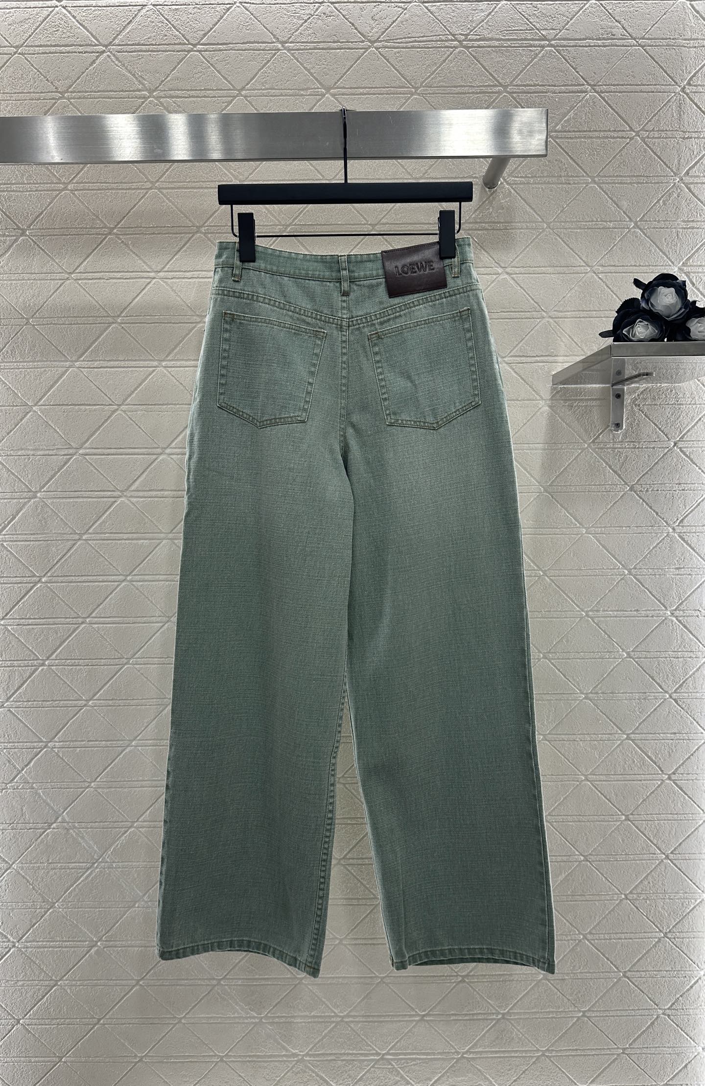 ♥Loew*♥2025新品上架
 复古水洗牛仔衬衫长裤套装
定制YB斜纹全棉牛仔材质 舒适柔软 透气好穿