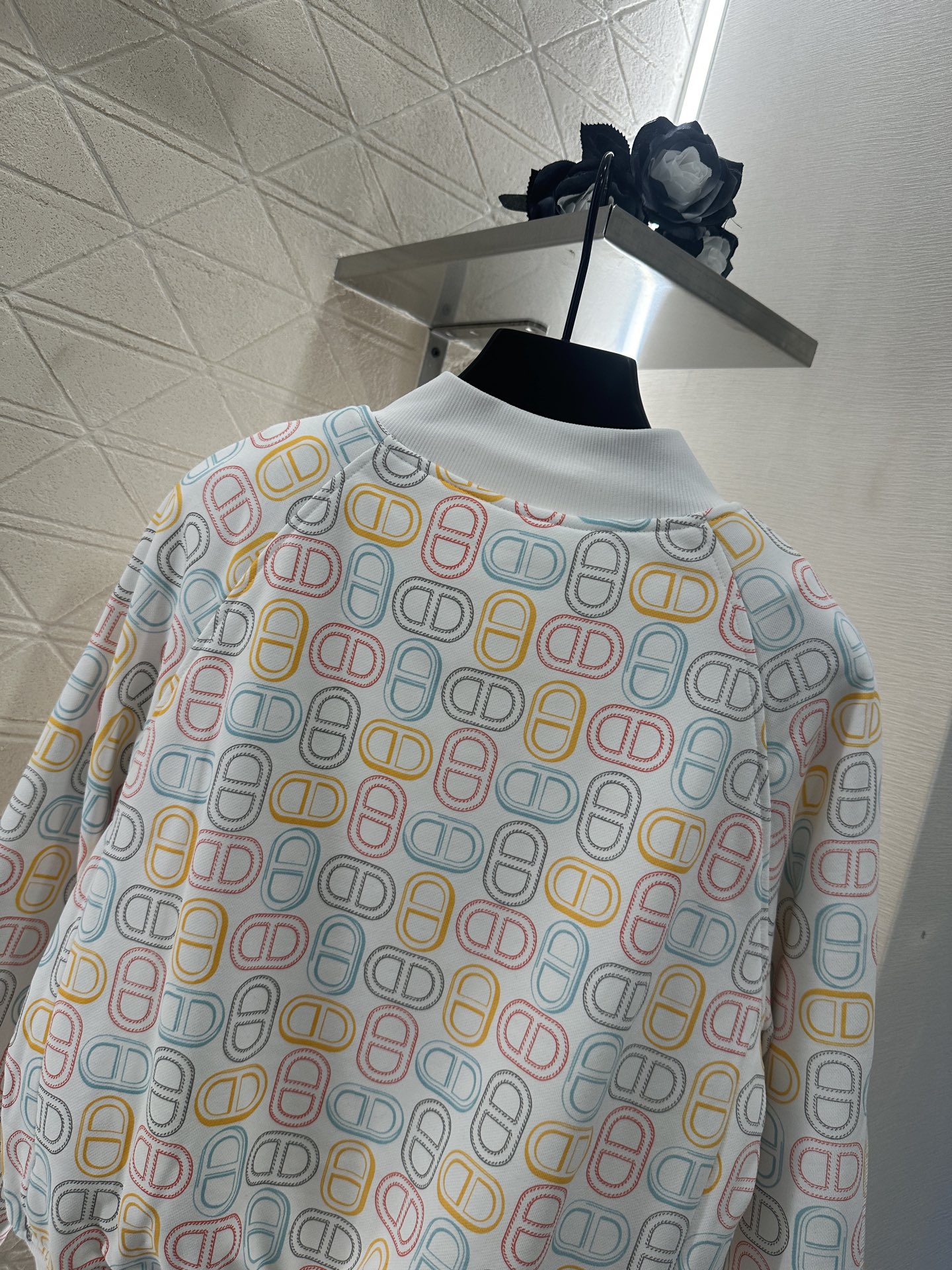 ♥Herme*♥2025新品上架
    猪鼻印花棉服夹克
定制YB斜纹全棉材质 质感高级 品相十足 经