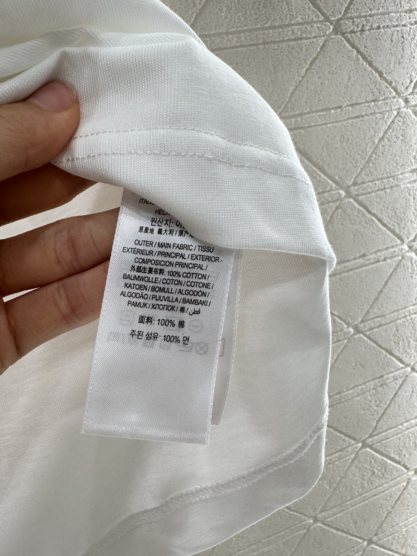 ♥BURBERR*♥2025新品上架
     圆领刺绣战马𝑇𝑒𝑒
定制YB原生全棉材质 透气舒适 质感