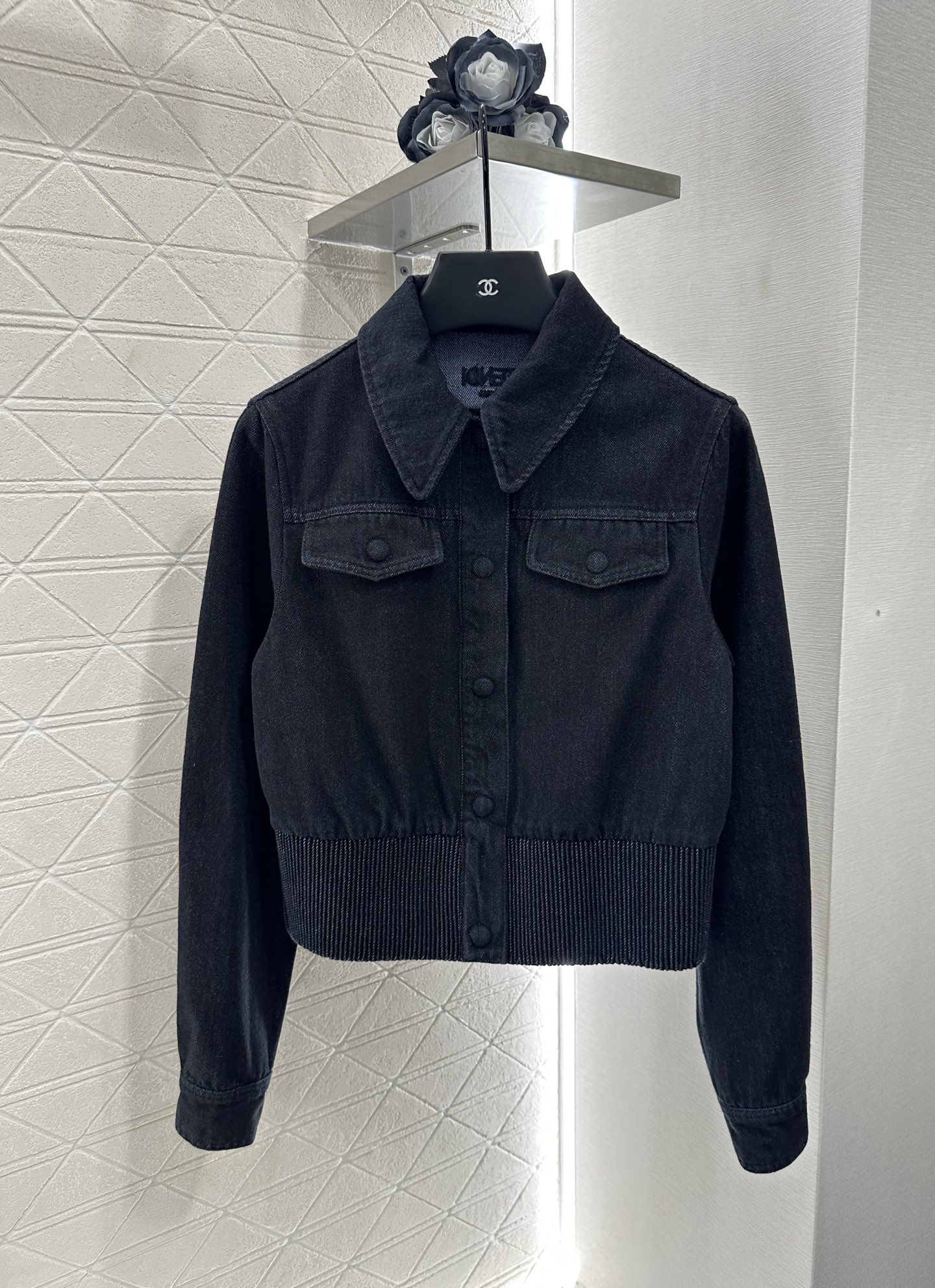 Stylish Women’s Suit Collection: P612 Original and YB-Slashed Cotton Jeans - 图片 8