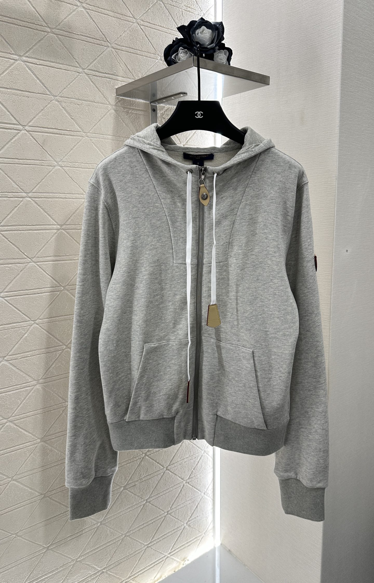 ♥Louis Vuitto*♥2025新品上架
    连帽抽绳外套短裤套装
定制YB原生全棉材质 柔软