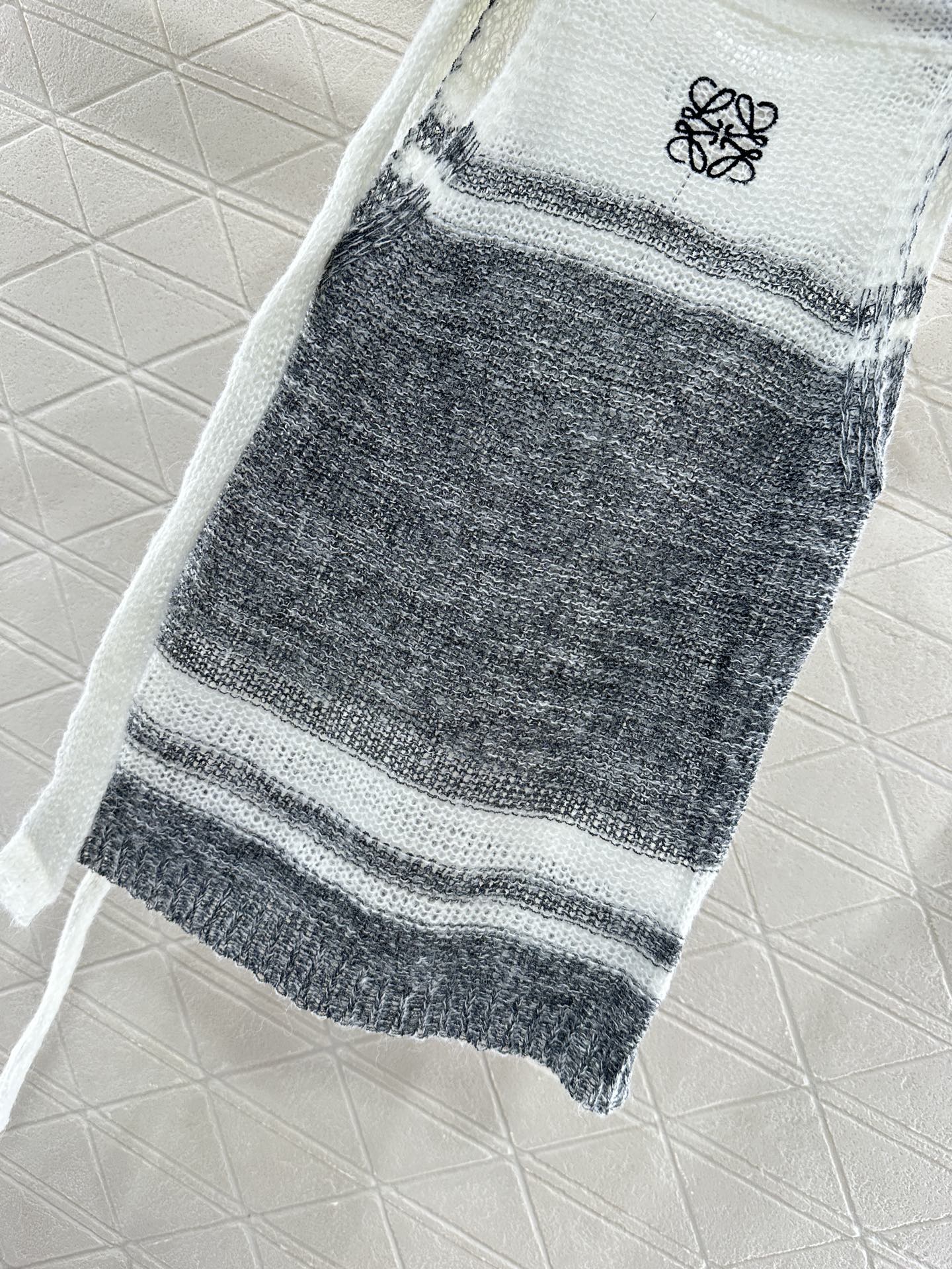 Loew* 20p60 New Women’s Suit: Comfortable, Stylish, Luxurious, Versatile, High-Quality Materials - 图片 5