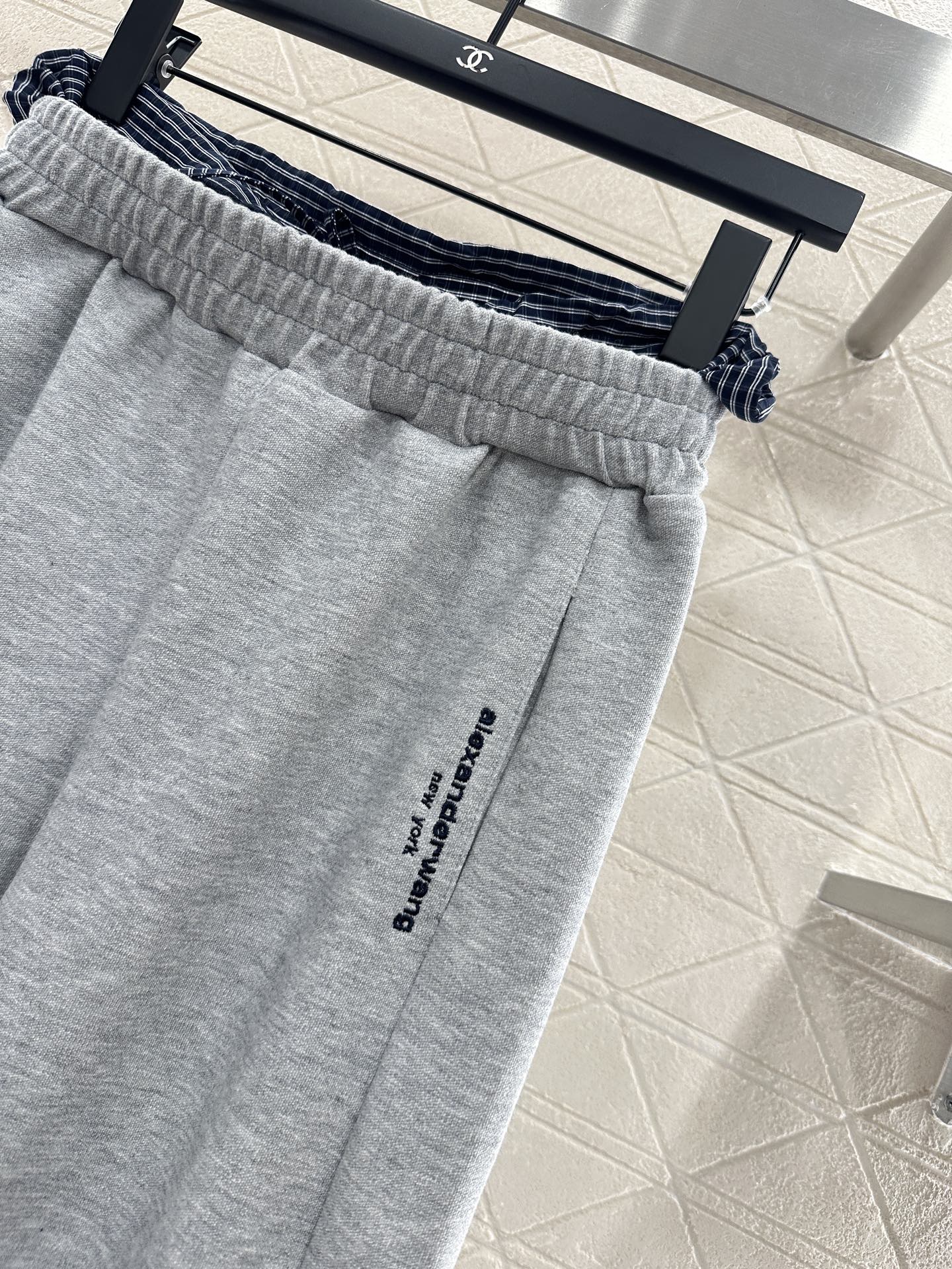 “Women’s Suit: Alexander Wan 2025 Collection – Stylish, Comfortable, High-Quality” - 图片 7