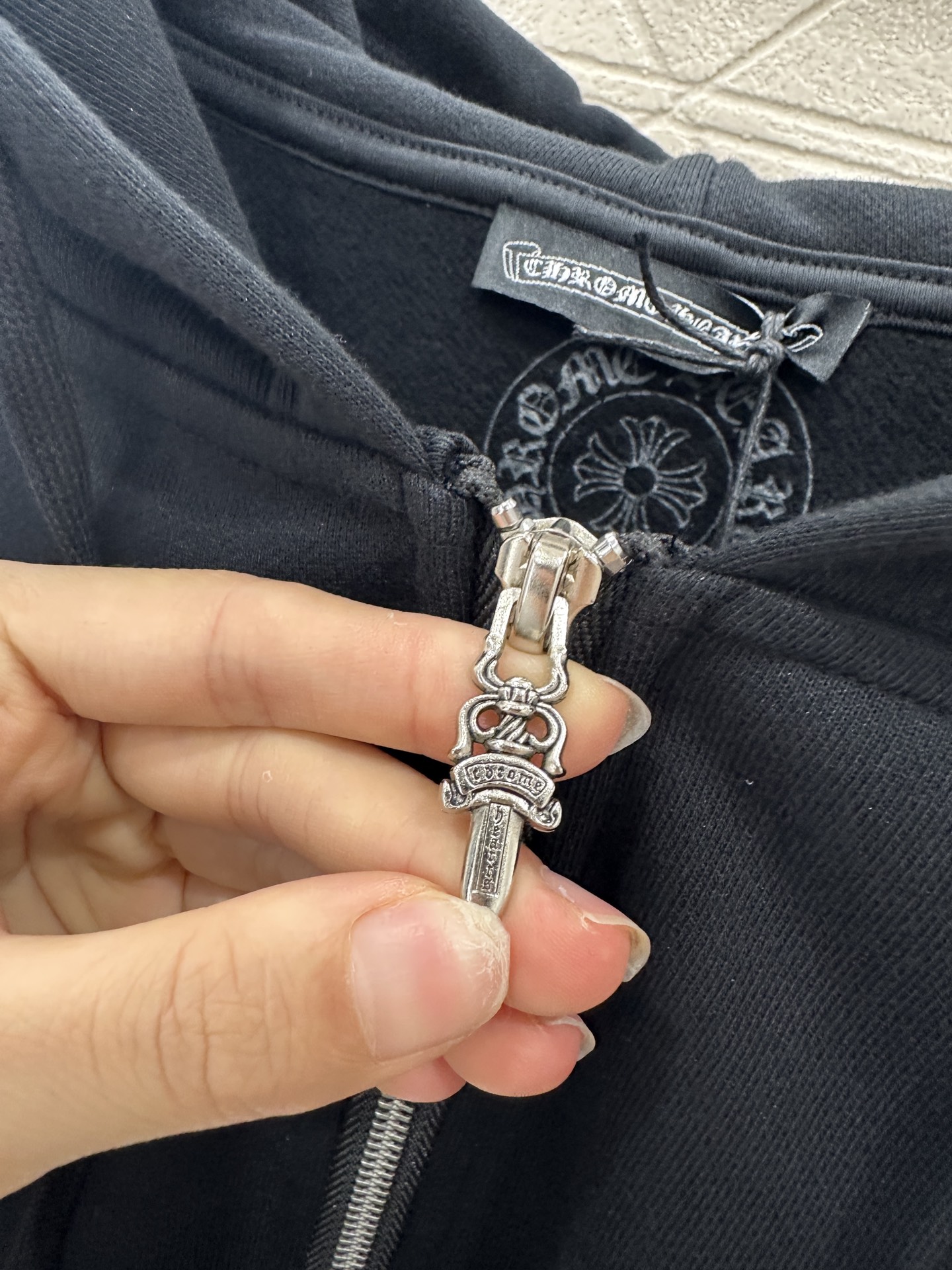 2025 New Women’s Suit: Chrome-Trimmed Hood Zipper Jacket, High-Street Style, Comfortable and Versatile - 图片 6