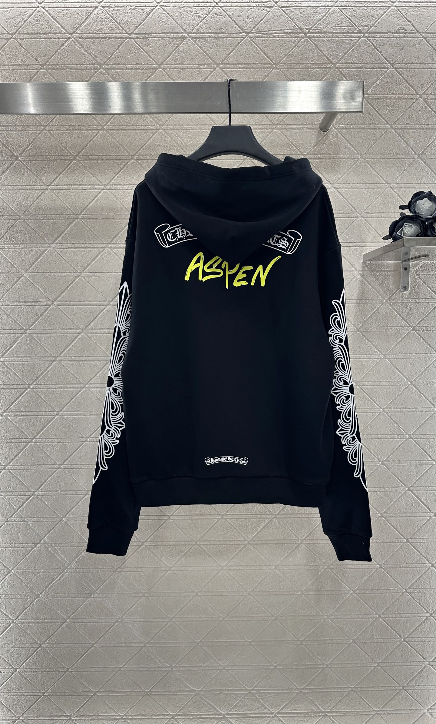 2025 New Women’s Suit: Chrome-Trimmed Hood Zipper Jacket, High-Street Style, Comfortable and Versatile - 图片 2