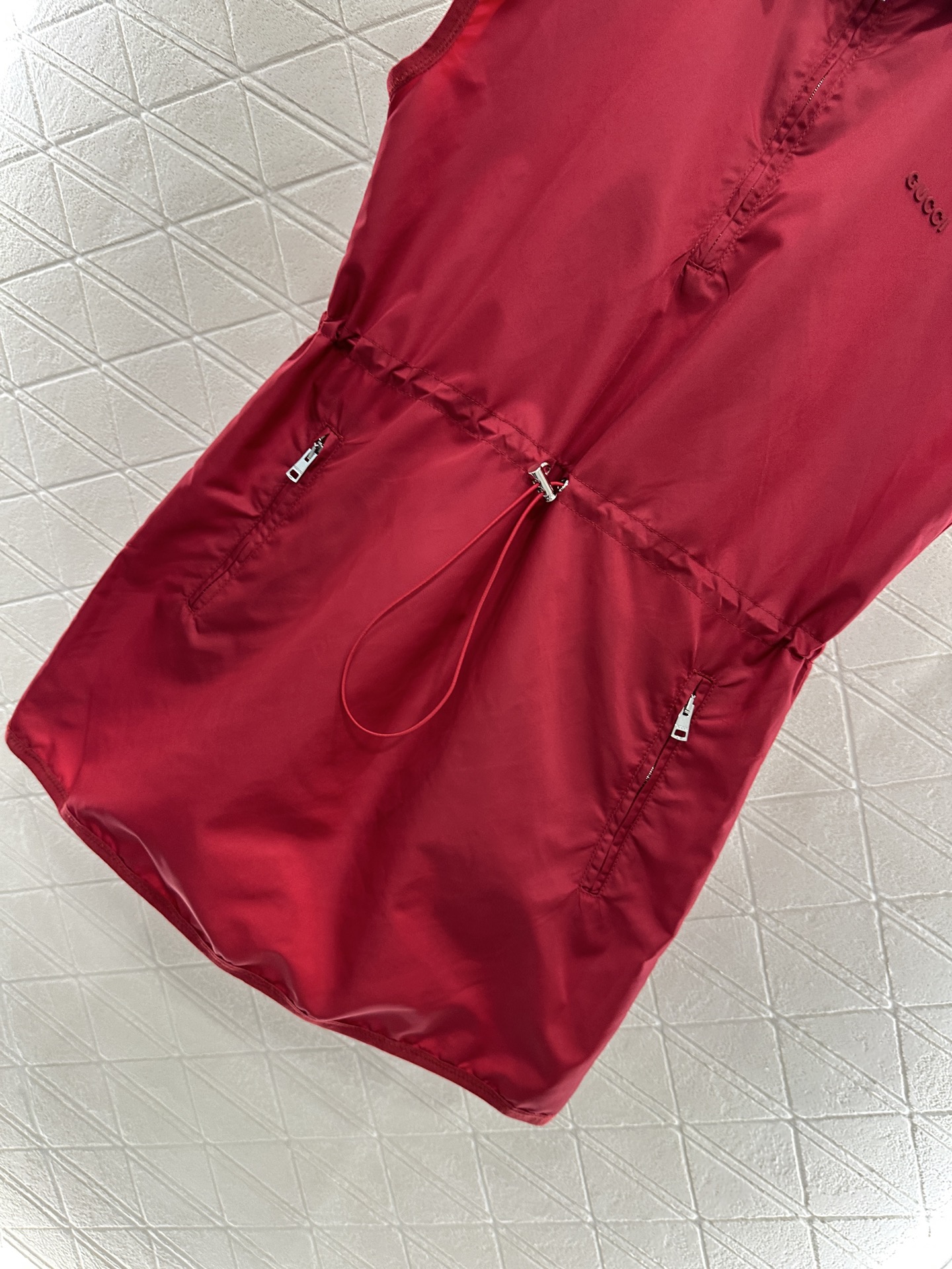 “YB Import Vest: Stylish, Cozy, Customizable Nylon for Fashionable Workwear” - 图片 5