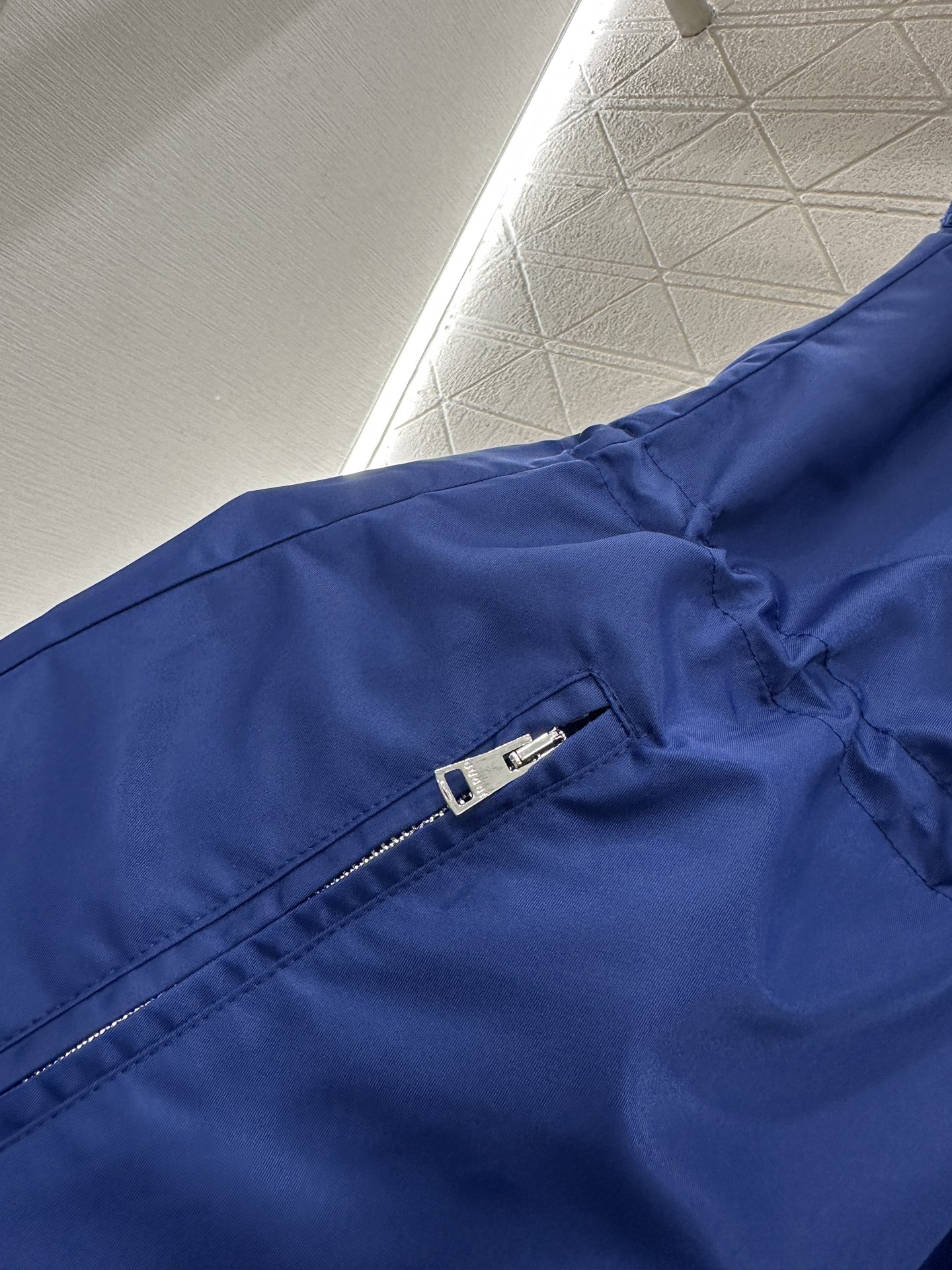 “Stylish YB Import Vest: High-Quality, Eco-Friendly Nylon Design for Fashionable Work and Leisure Wear” - 图片 7