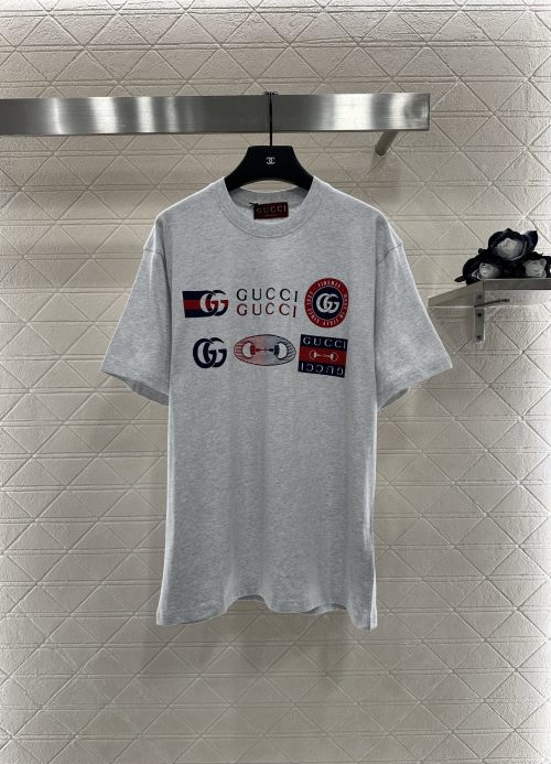 Gucci 2025 Embroidered Logo Tee | Breathable Cotton, Relaxed Fit T-Shirt 1 Gucci 2025 Embroidered Logo Tee | Breathable Cotton, Relaxed Fit T-Shirt