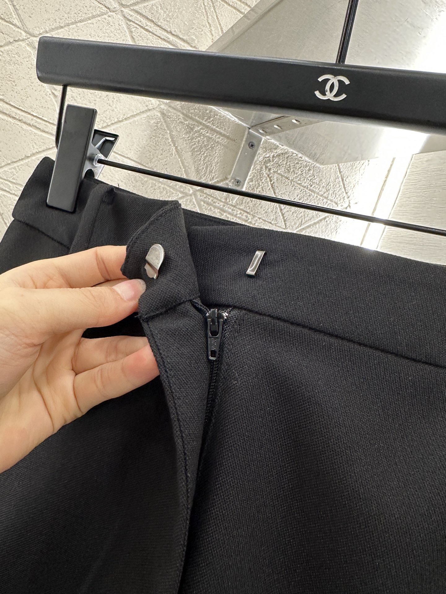 “High-Quality Women’s Suit with Dio* 2025 Design, Acetate Material, and Customizable Features – S-XL Sizes Available” - 图片 7