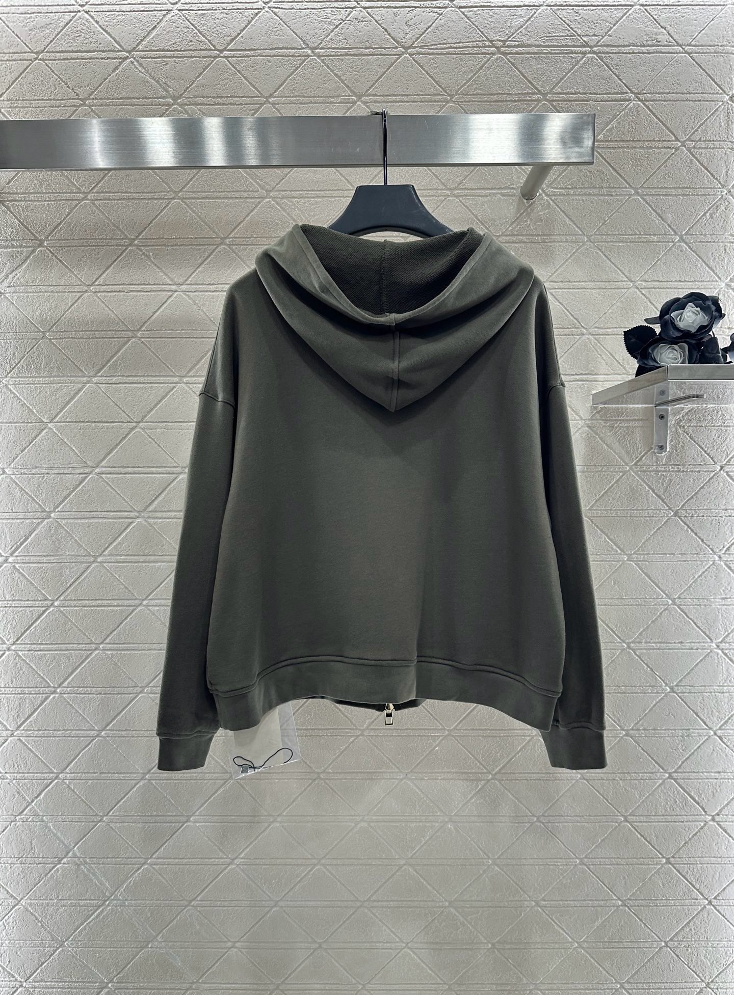 Women’s Hooded Zipper Jacket: Original Hard-Core Suit with Loew* 2025 New Product – Cosmopolitan Style - 图片 2