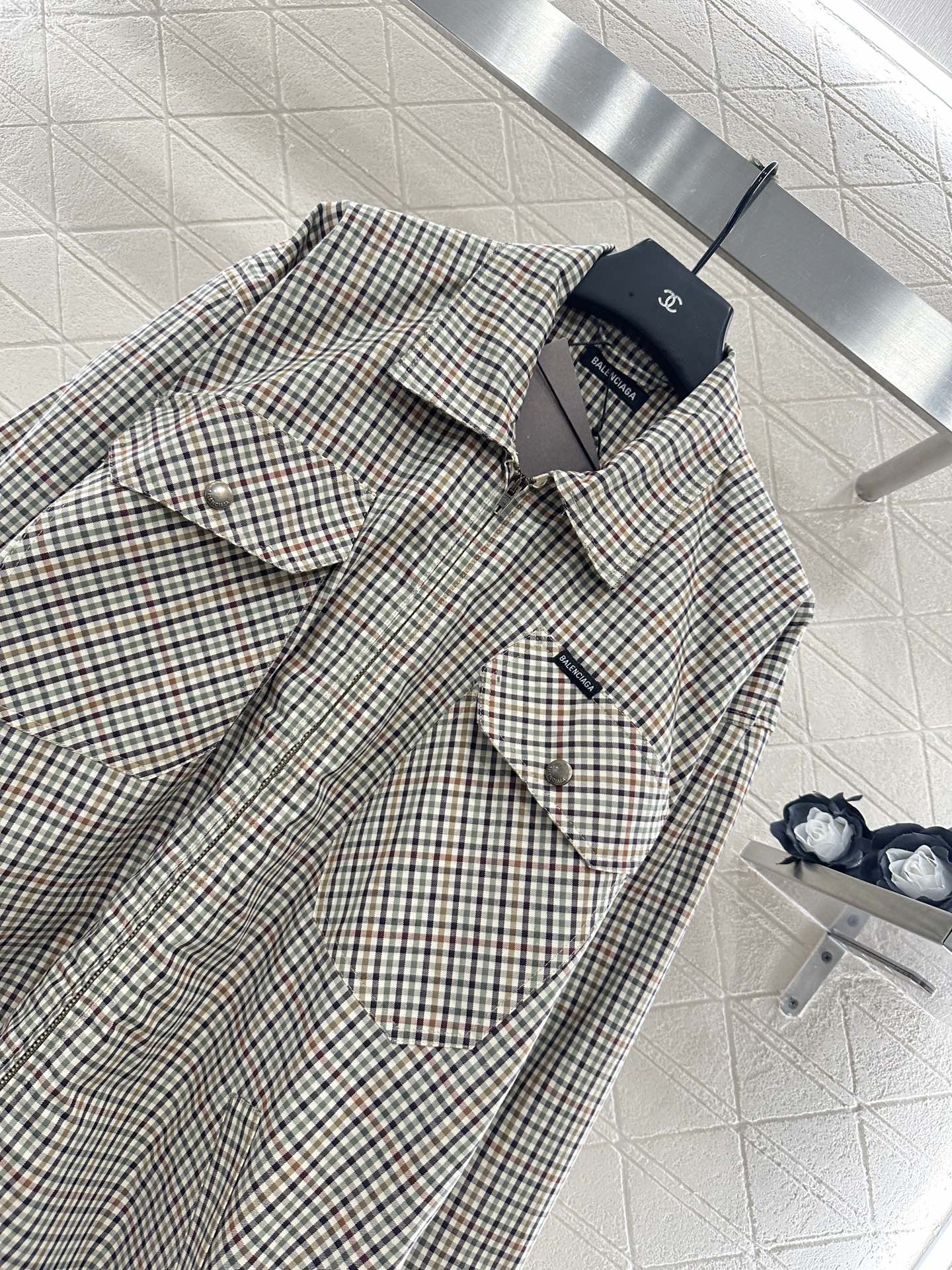 “Balenciaga Women’s Striped Jacket: Stylish Cotton Suit for Autumn & Winter | New 2025 Collection” - 图片 5