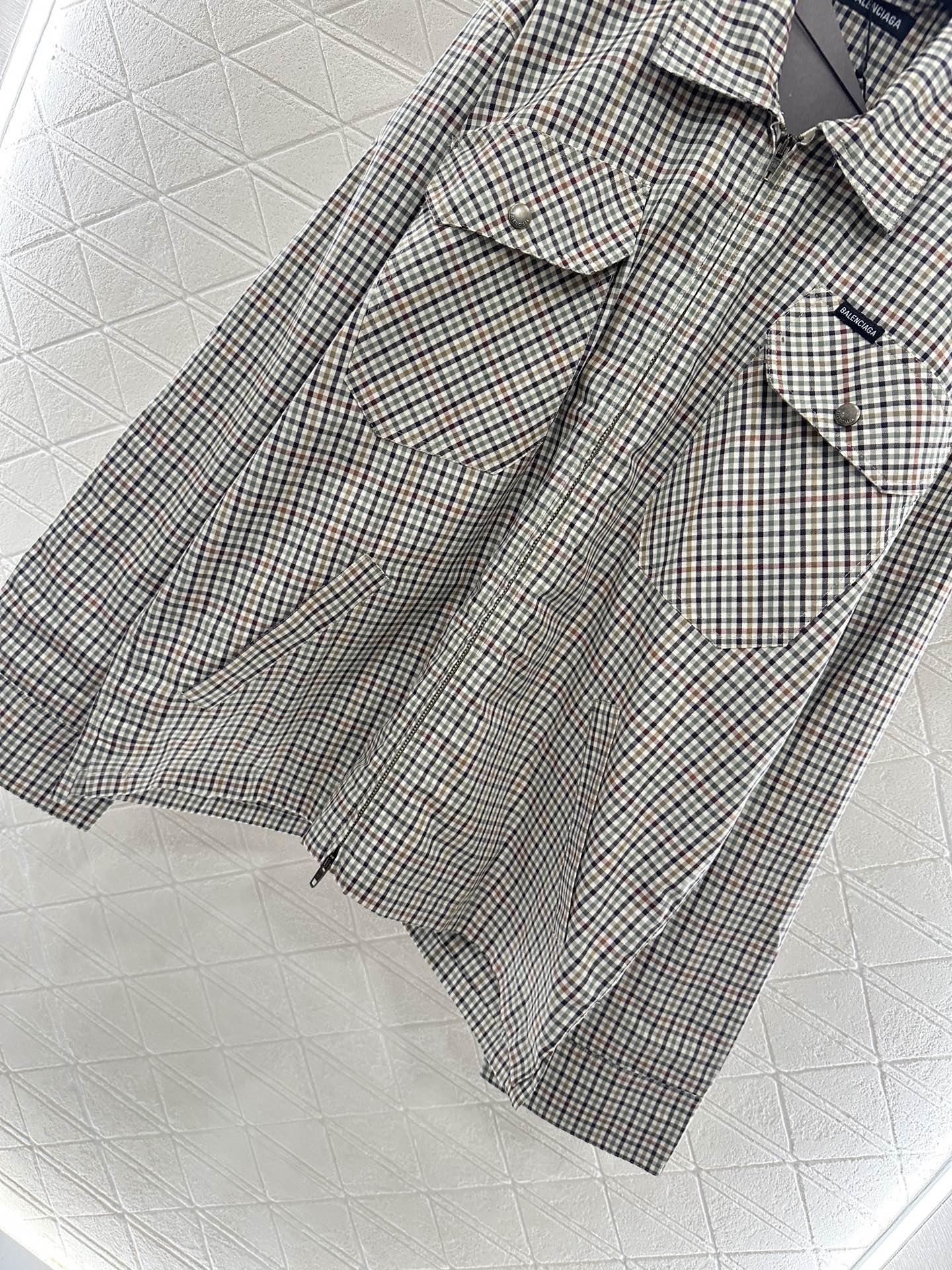 “Balenciaga Women’s Striped Jacket: Stylish Cotton Suit for Autumn & Winter | New 2025 Collection” - 图片 6