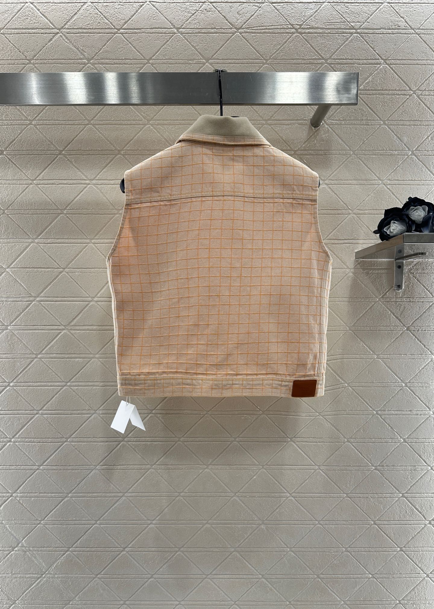 “Herme* 2025 Locator Women’s Suit: Customized Cotton Cowboy Material with High-Temperature Style” - 图片 2