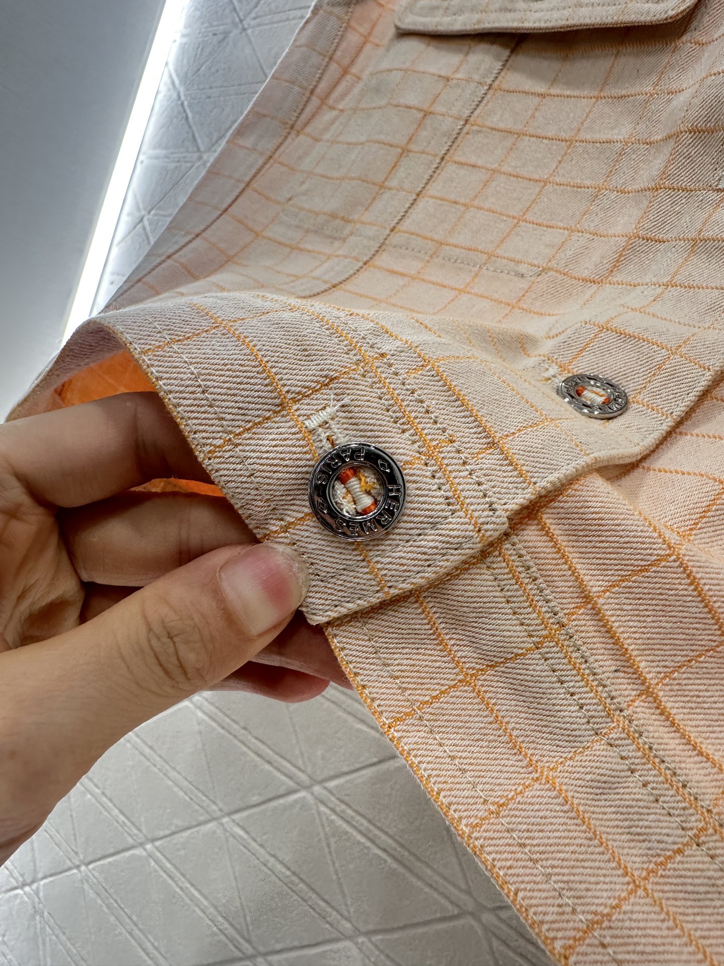 “Herme* 2025 Locator Women’s Suit: Customized Cotton Cowboy Material with High-Temperature Style” - 图片 5