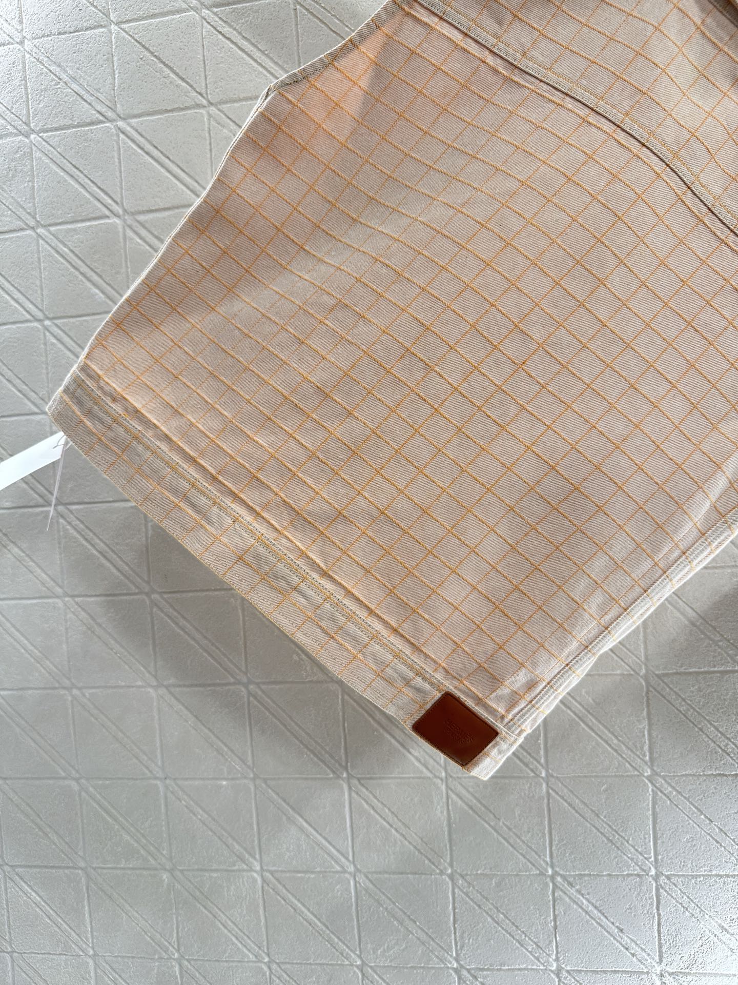 “Herme* 2025 Locator Women’s Suit: Customized Cotton Cowboy Material with High-Temperature Style” - 图片 8