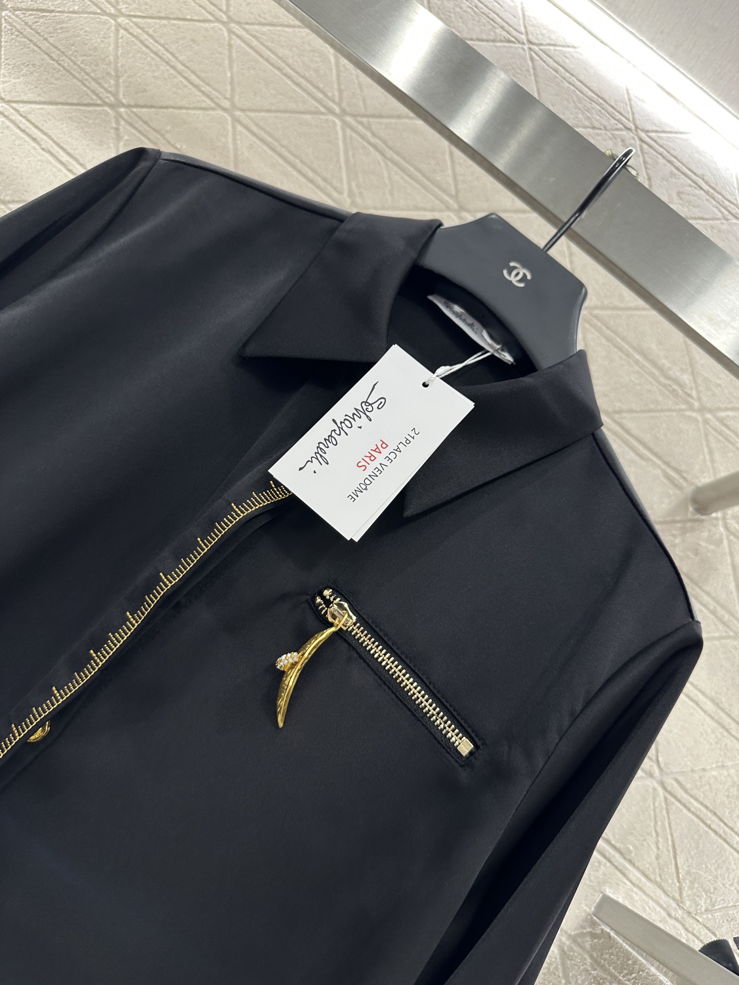 “Solid-Colored Long-Sleeved Shirt with Acidic Acid Import YB Design and Euro-Style Details” - 图片 3