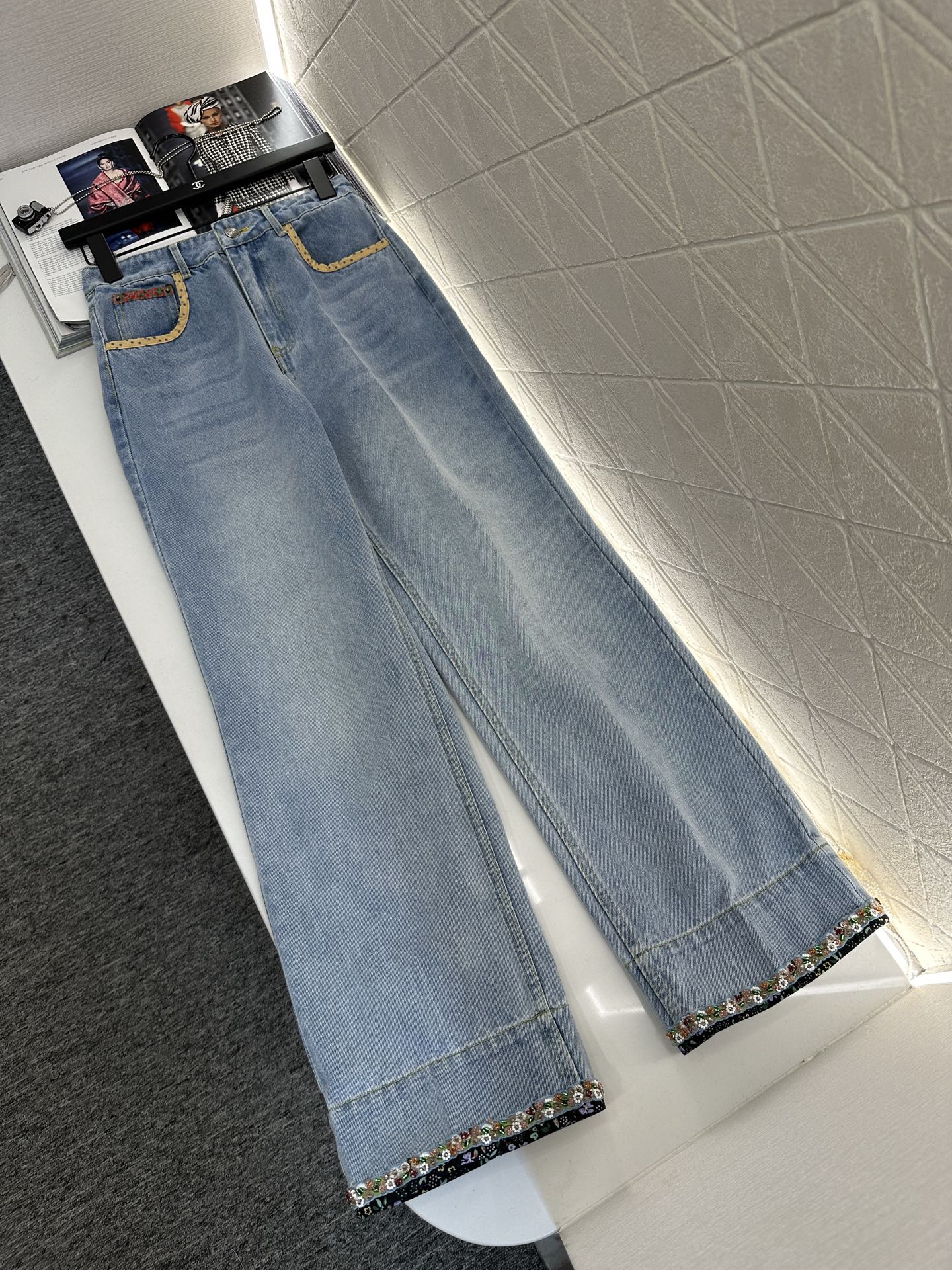 “Valentin 2025 Women’s Suit: High-Temperature Cotton with Stylish Details and Customizable Features” - 图片 1