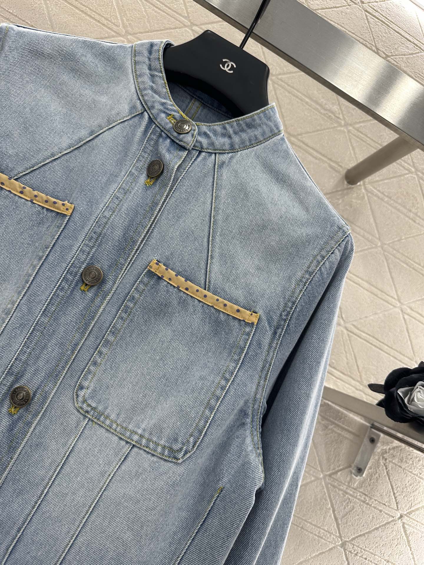 Women’s Suit: Valentin 2025 New Product with Customized Cowboy Coat and Cotton Jeans - 图片 7