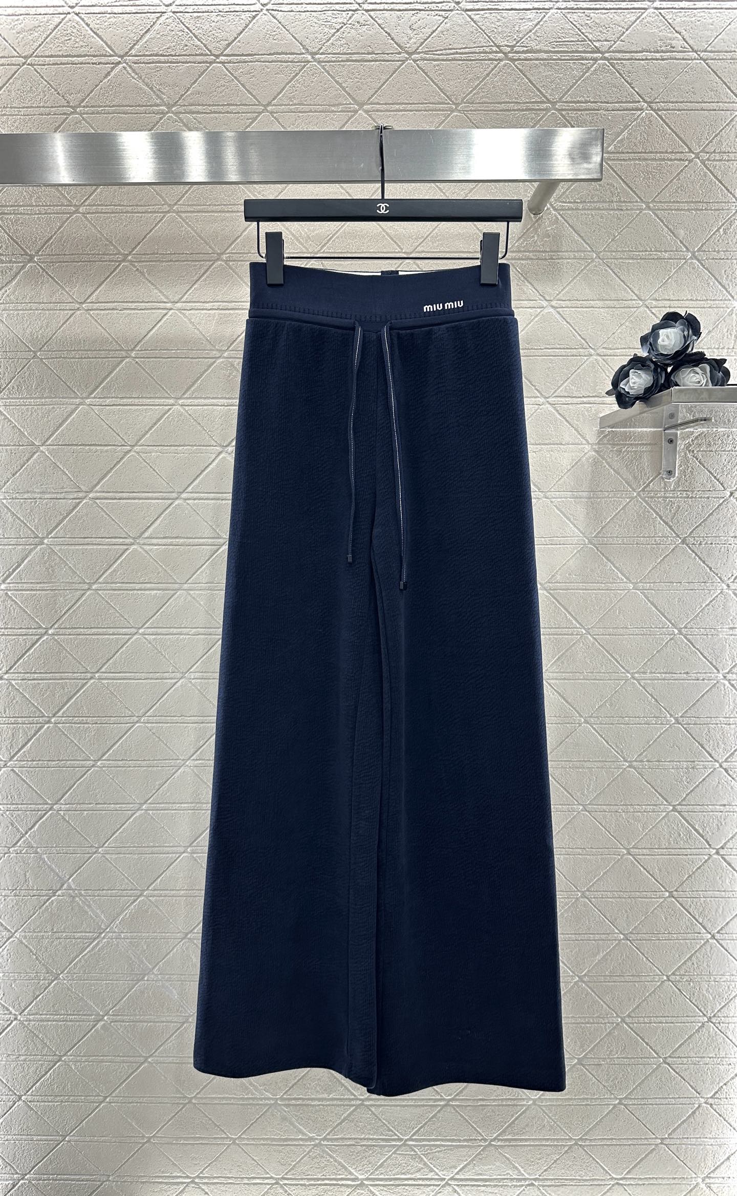 Title: P432 One-Size-Fits-All Female Outfit with Miumi 205.Skin Ropes Summary: P432 outfit for women features Miumi 205.Skin ropes, wide - 图片 1