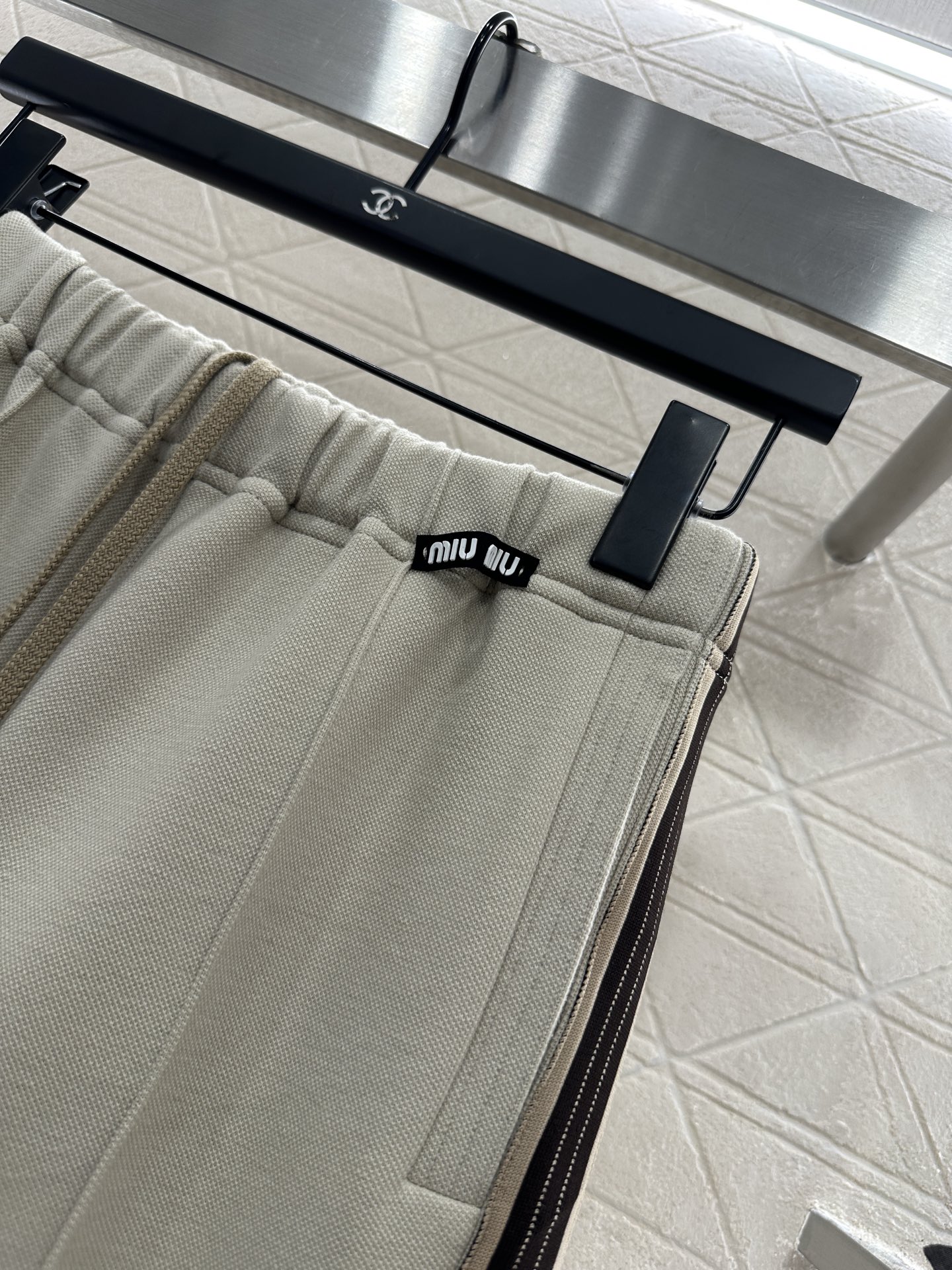 “High-Waist Straight Pants with Lace Detailing for Women | Miumi *225” - 图片 6