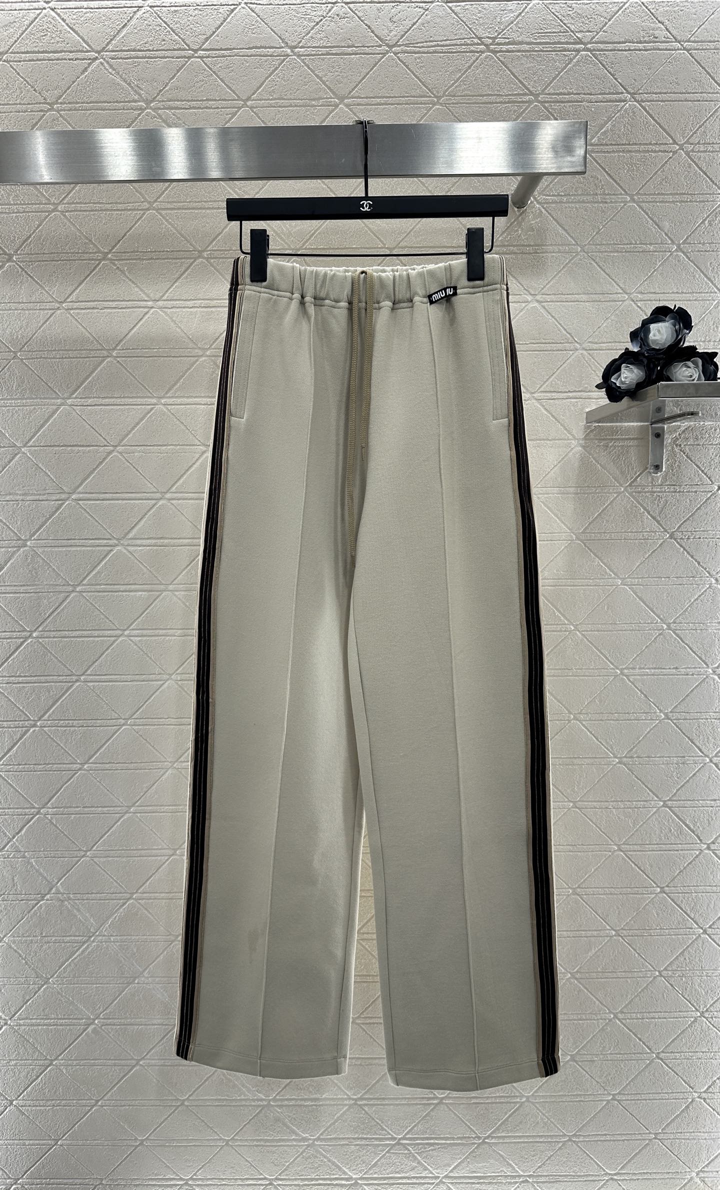 “High-Waist Straight Pants with Lace Detailing for Women | Miumi *225” - 图片 1