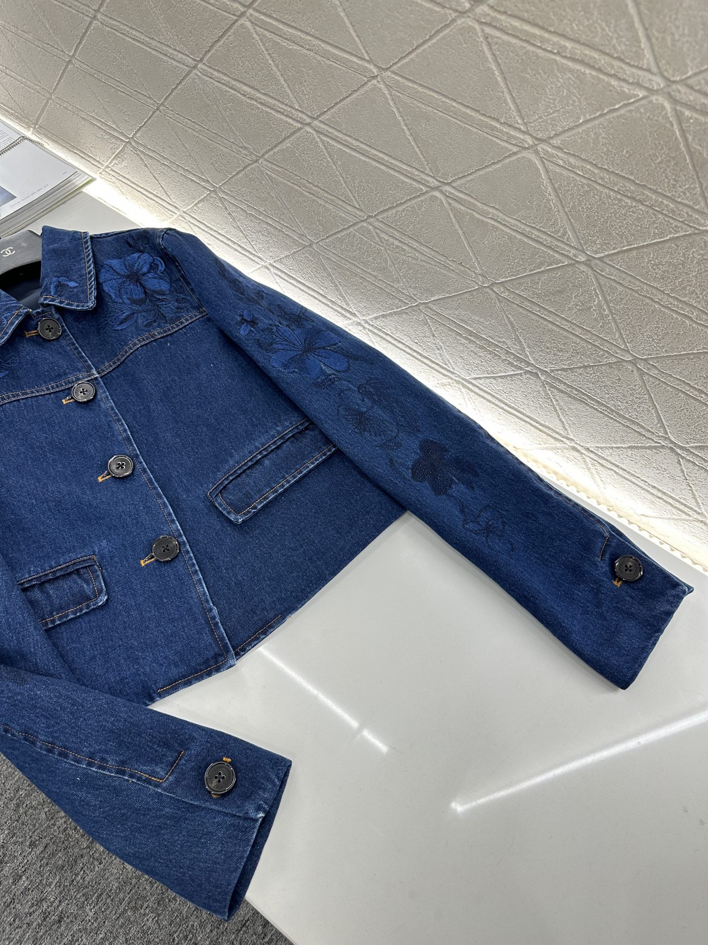 “Customized Gucci-Inspired Embroidered Cowboy Dress for Stylish Women – High Quality S-XL” - 图片 9