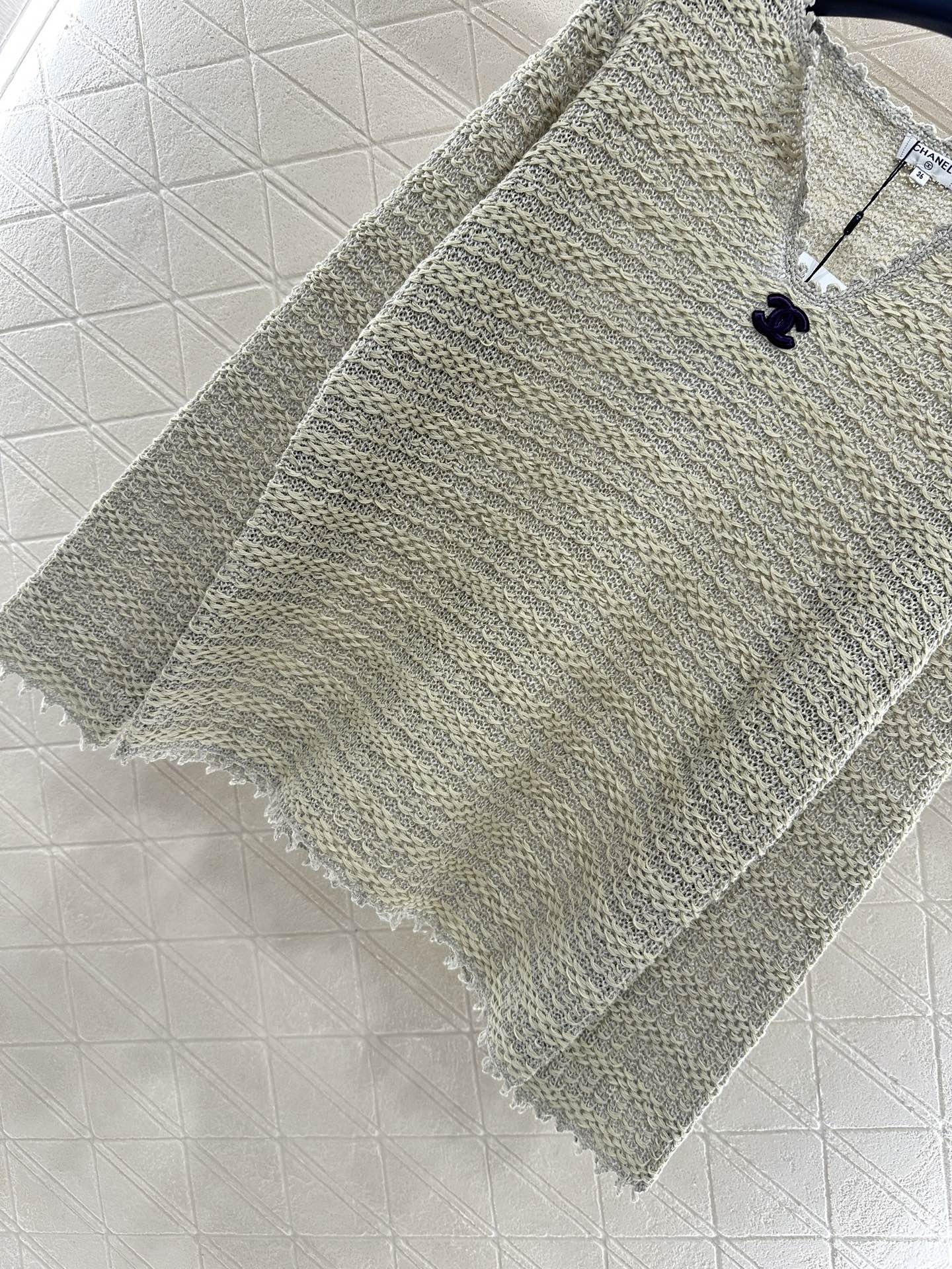 Chanel Women's Striped Knit Long Sleeve Sweater - Luxurious Comfort 5 i1755782981728 5491 0 4