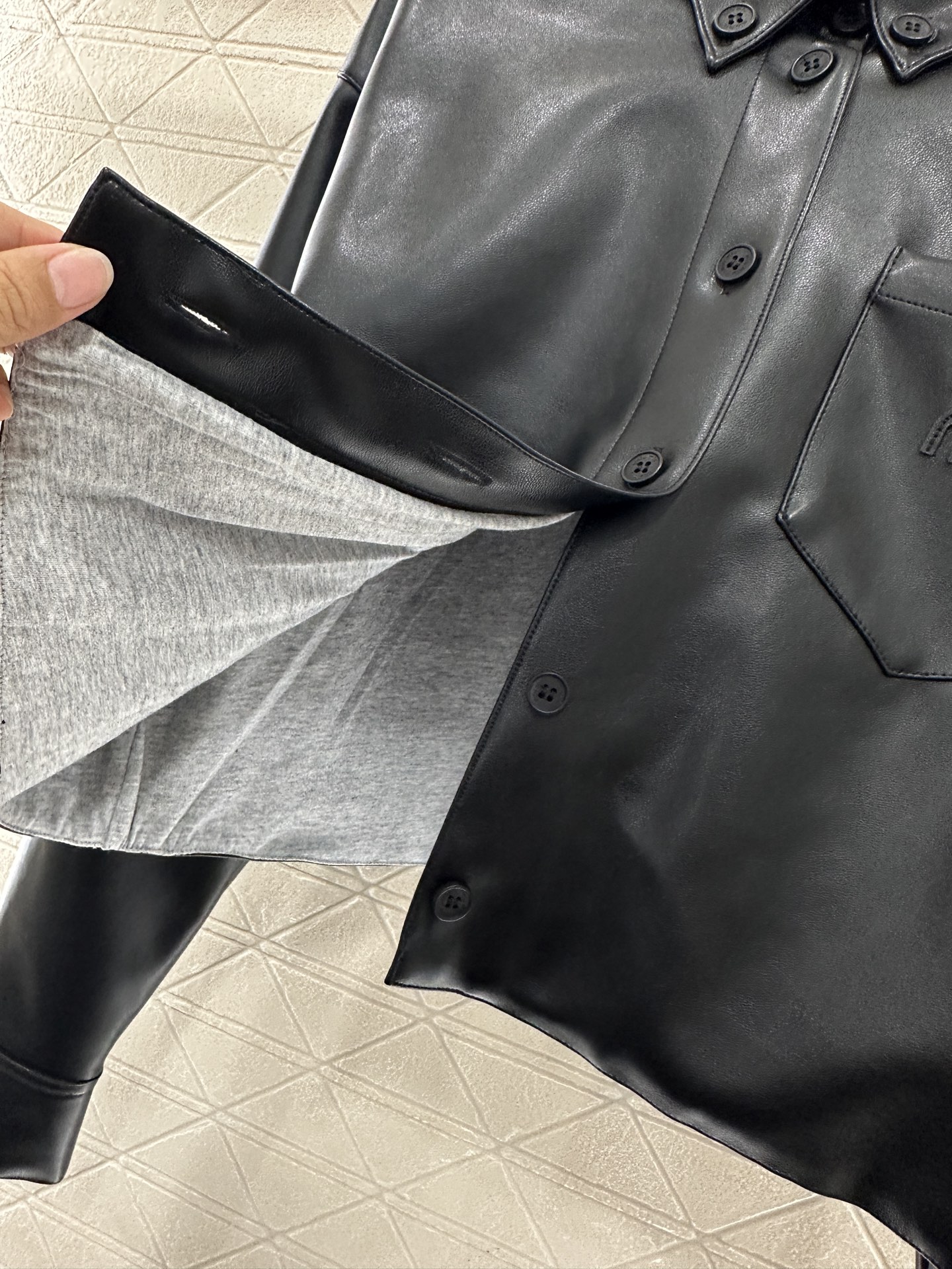 i1755997169676 5515 0 7