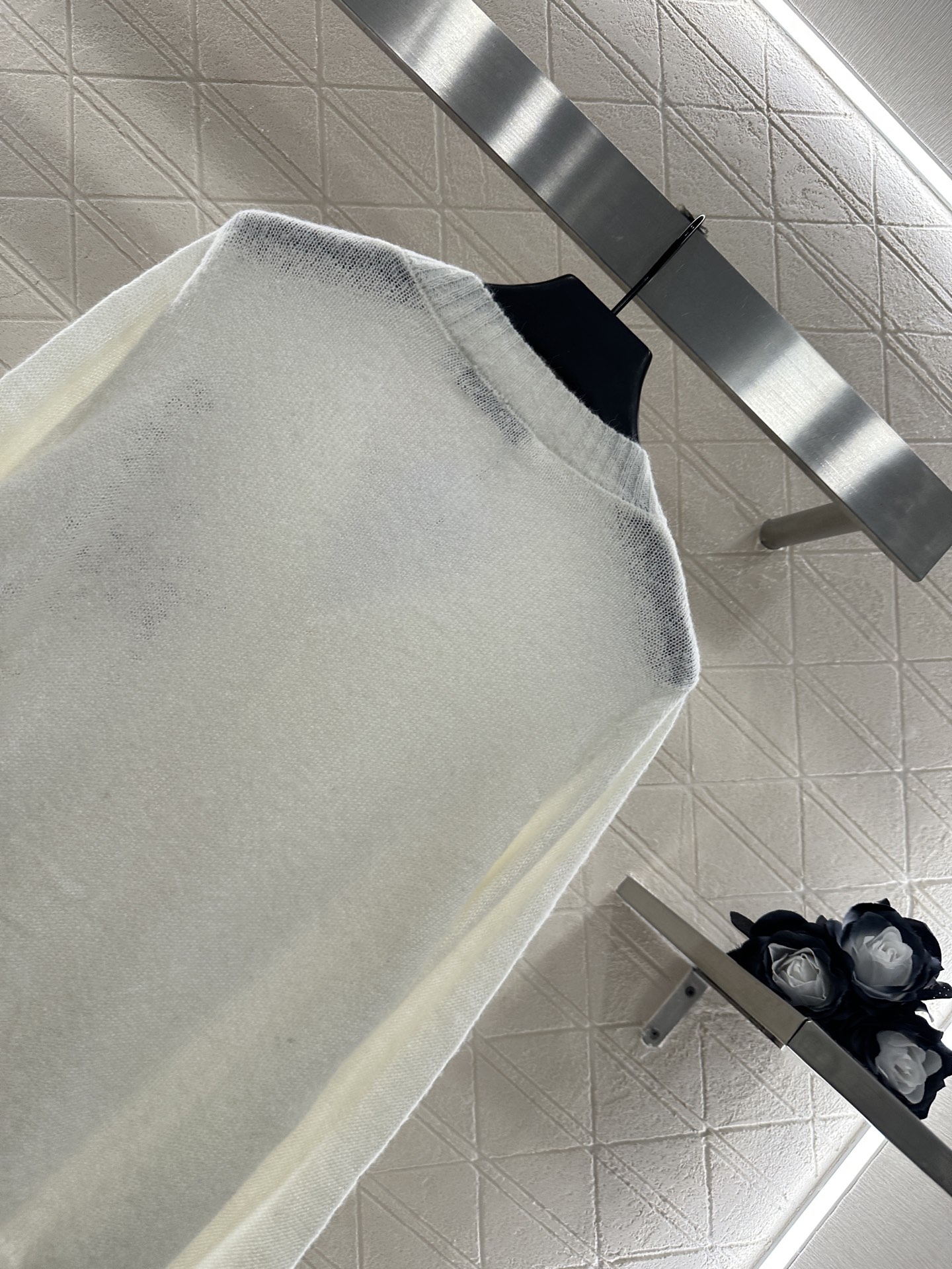 ♥Dio*♥2025新品上架
   重工刺绣针织开衫
定制YB进口马海毛纱线织造 密度细针织造 清晰毛感